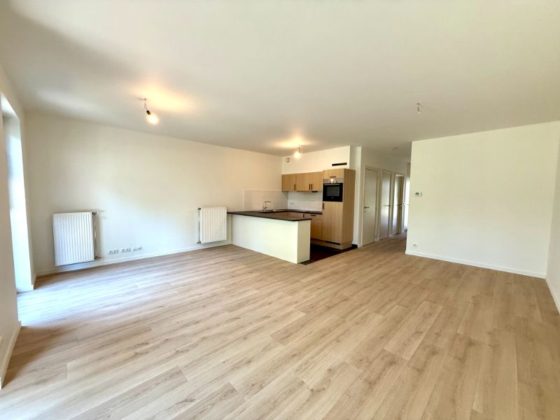 Centraal gelegen, gelijkvloers appartement met 2 slaapkamers en ruim terras met zicht op de Leie foto 7
