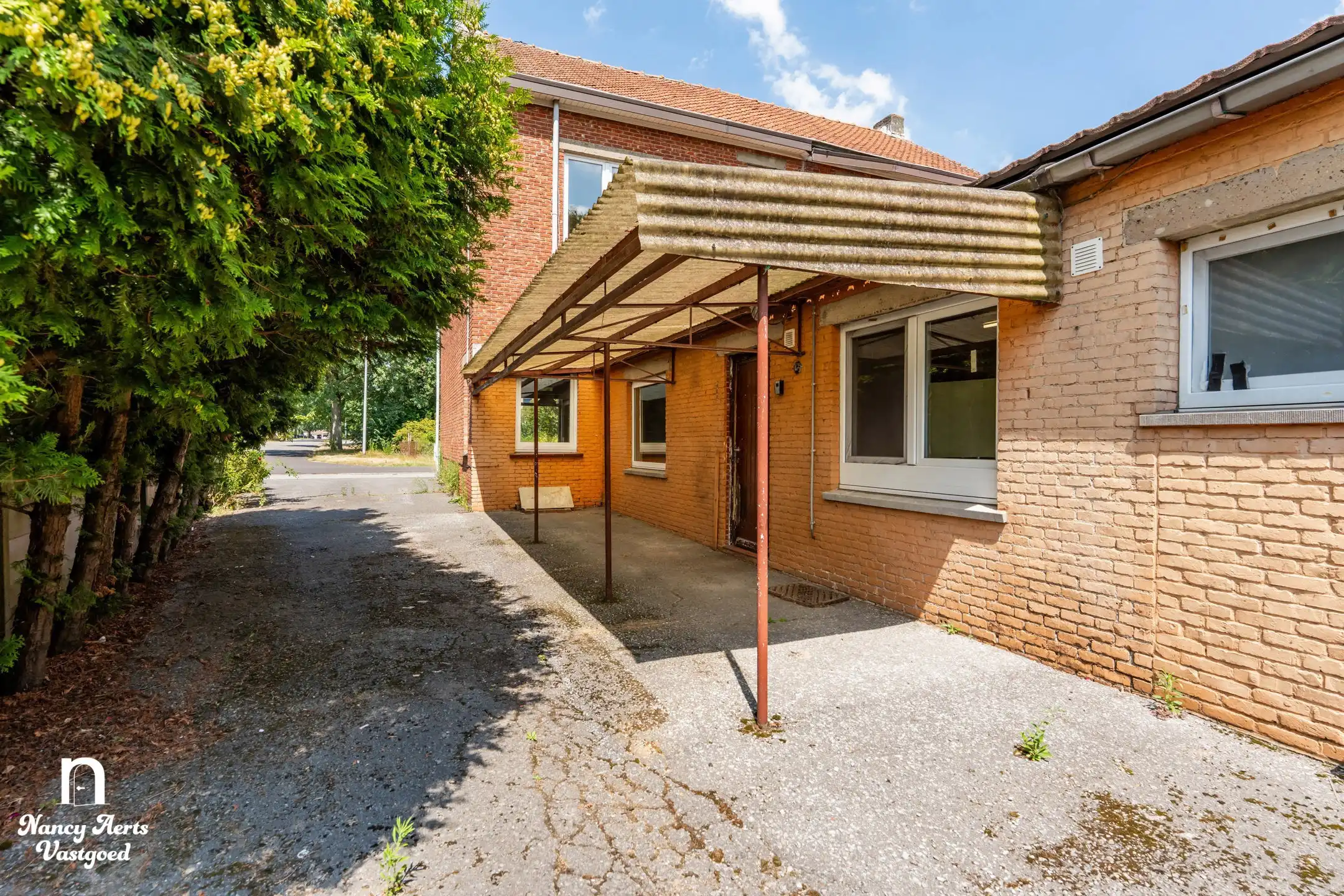 Karaktervolle renovatiewoning met tuin veel potentieel foto 17