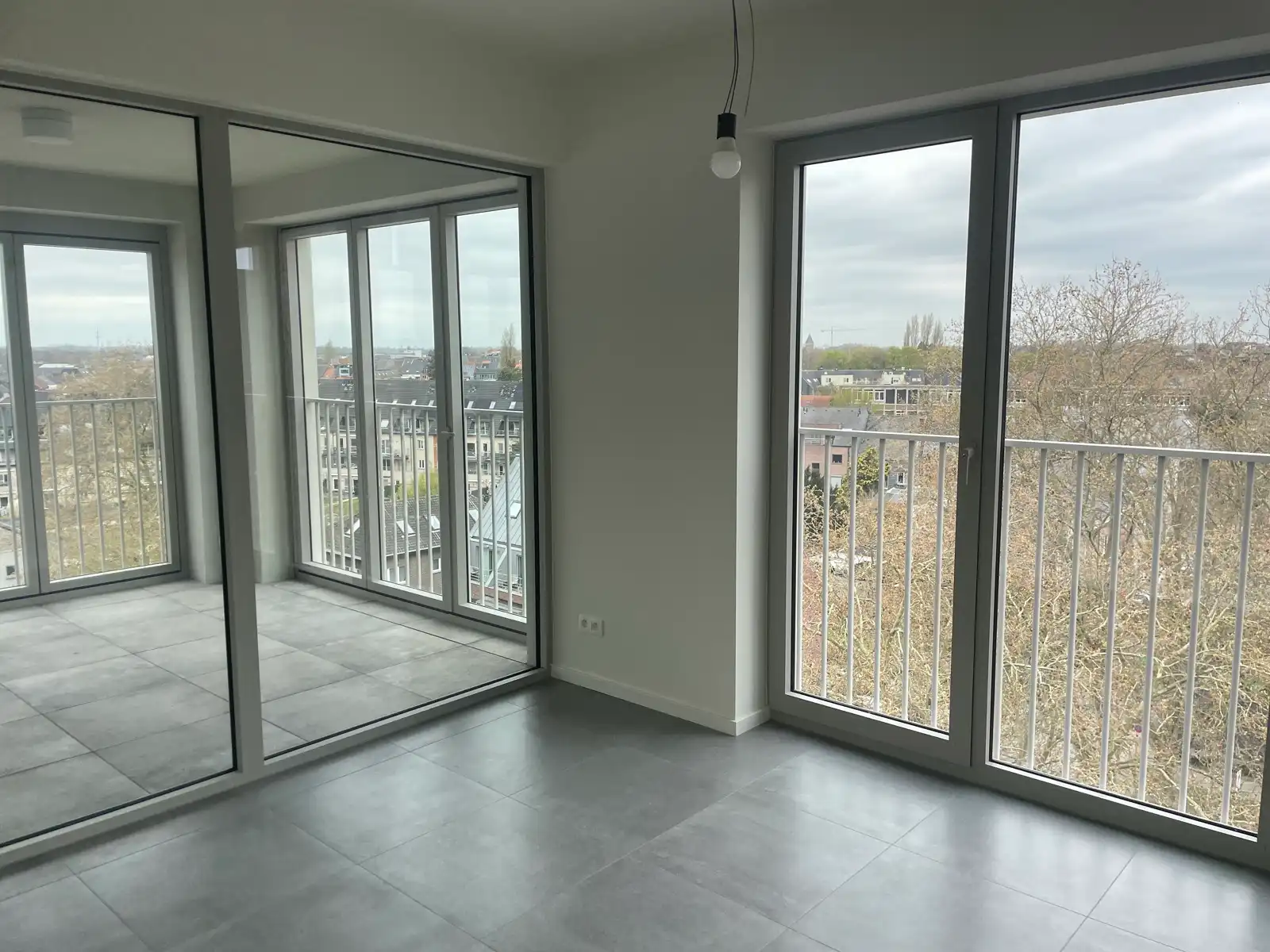Leemans Immobiliën presenteert u  dit uitzonderlijk energiezuinig nieuwbouwappartement! foto 3