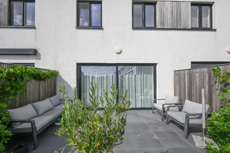 RECENTE ENERGIEZUINIGE RIJWONING MET 3 SLAAPKAMERS AAN DE VAART - FORT 9 foto 12