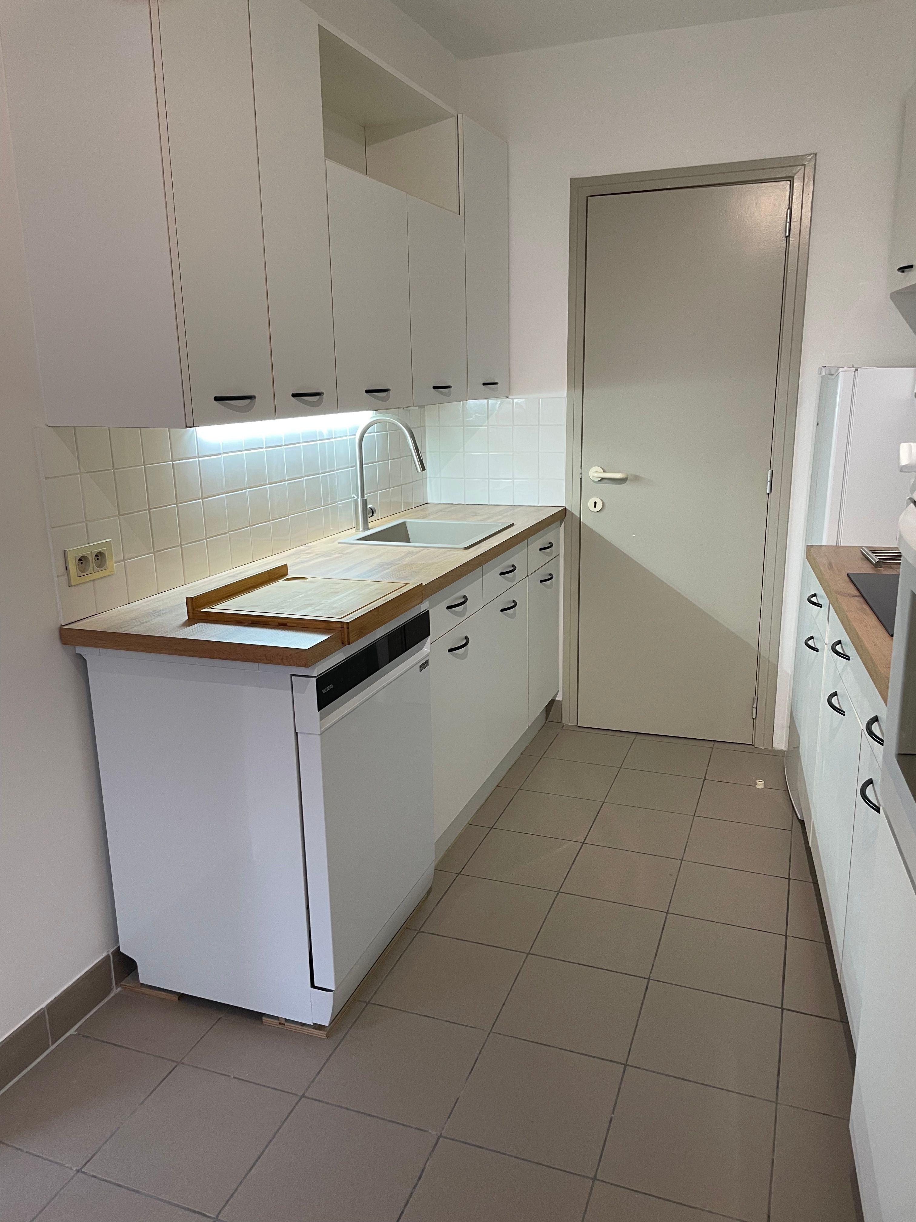 Gunstig gelegen instapklaar twee slaapkamer appartement + ruim terras foto 8