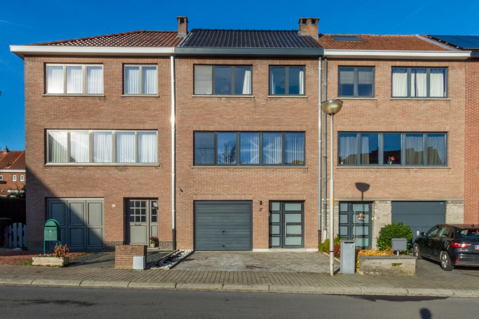 Volledig instapklare bel-etage woning met 4 slaapkamers! foto {{pictureIndex}}