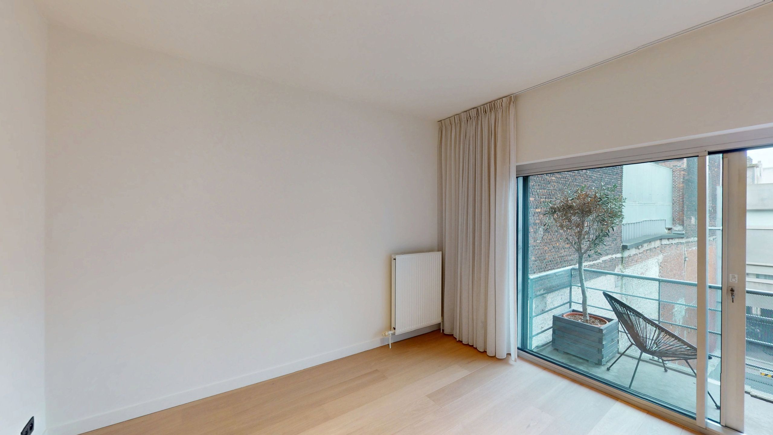 ANTWERPEN - Appartement op het Zuid met 2 ruime slaapkamers foto 8