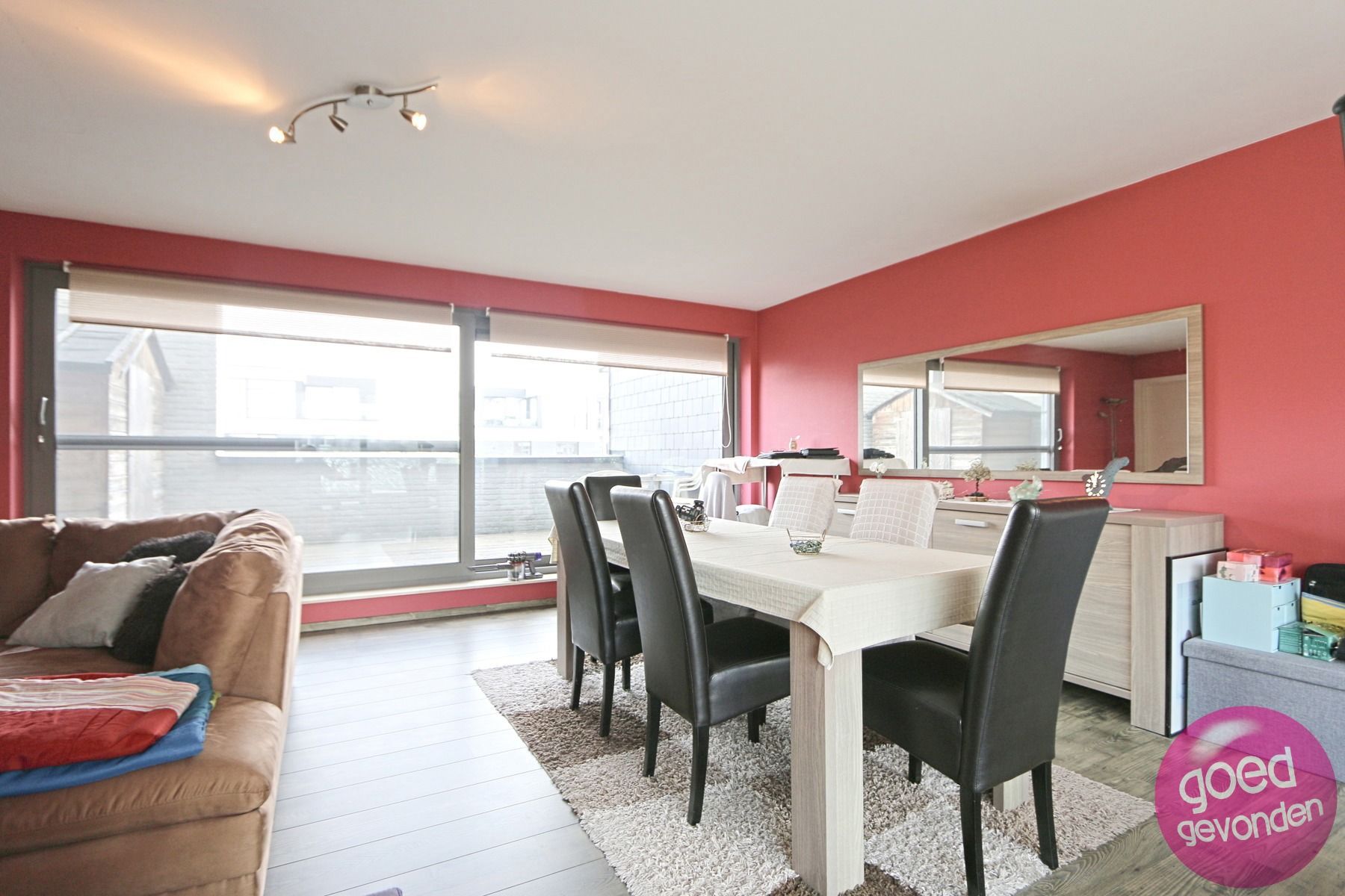 DUPLEX APP - 2 SLK - 2 TERRASSEN - CARPORT - BERGING foto 3