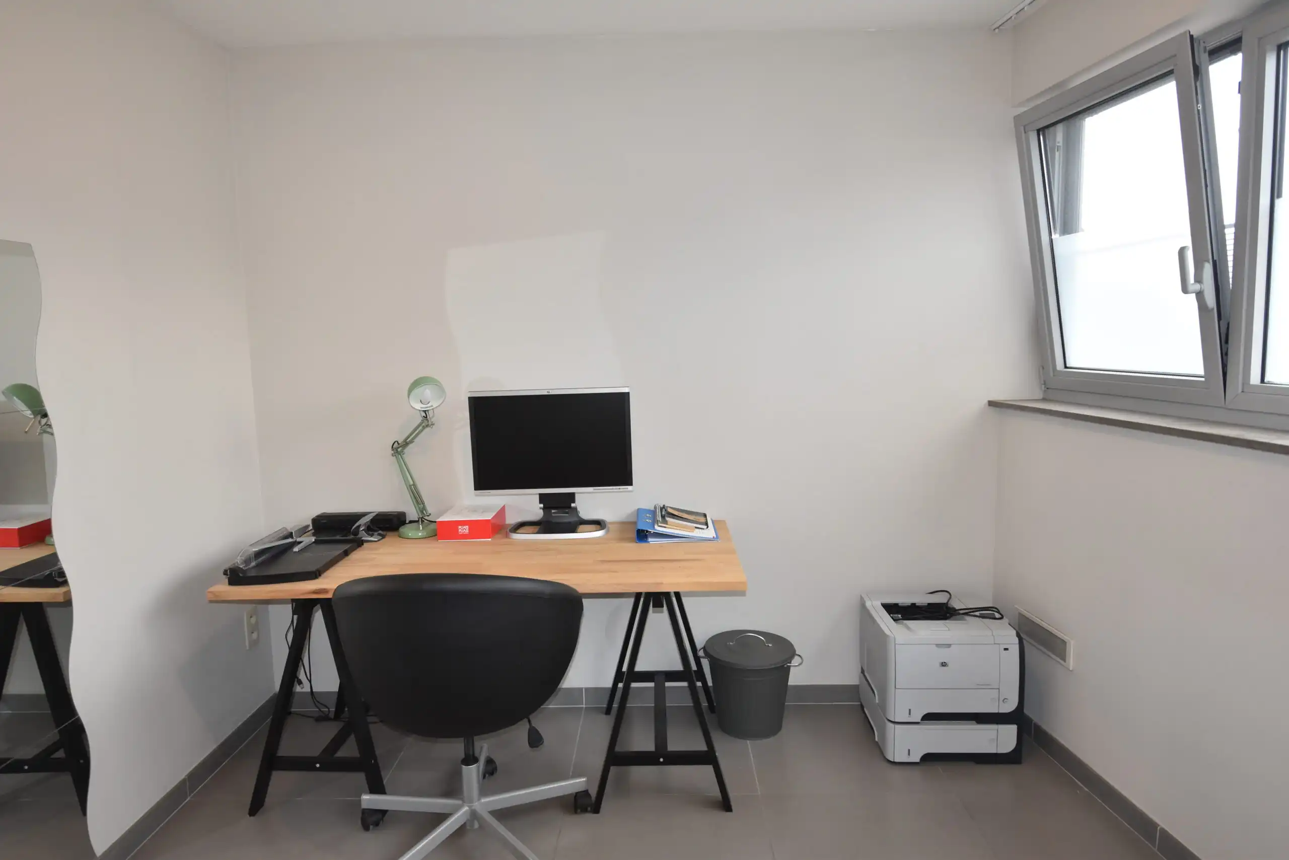 Energiezuinig duplex appartement met groot terras in centrum van Nieuwkerken-Waas foto 12