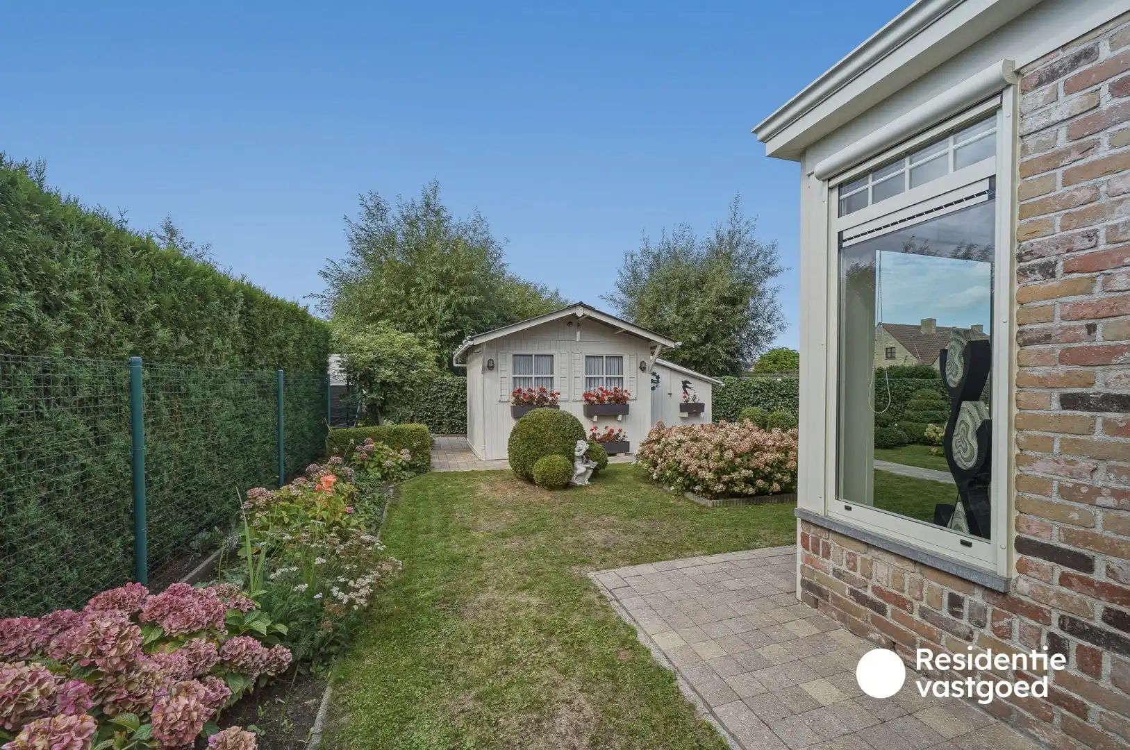 Ruime open bebouwing met 3 slaapkamers en prachtige veranda in Oudenburg foto 12