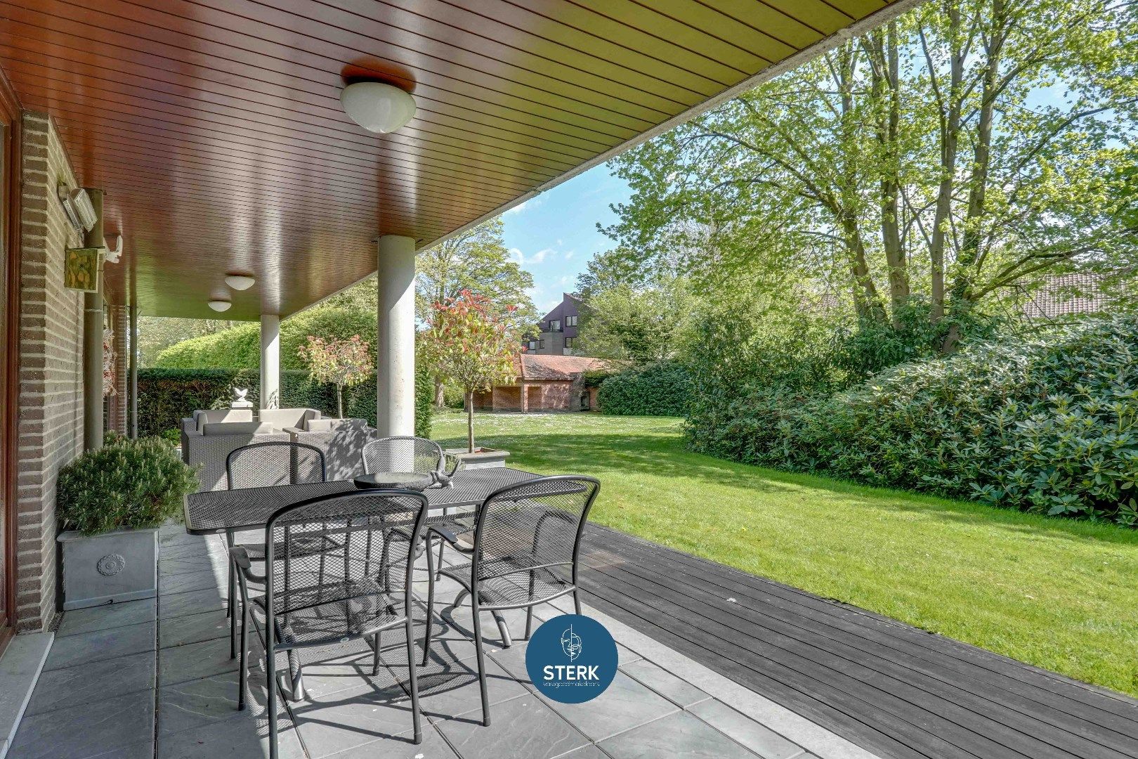 ROYAAL APPARTEMENT MET RUIM TERRAS GELEGEN IN HET UNIEKE PARKDOMEIN PETERSHEIM !  foto 32