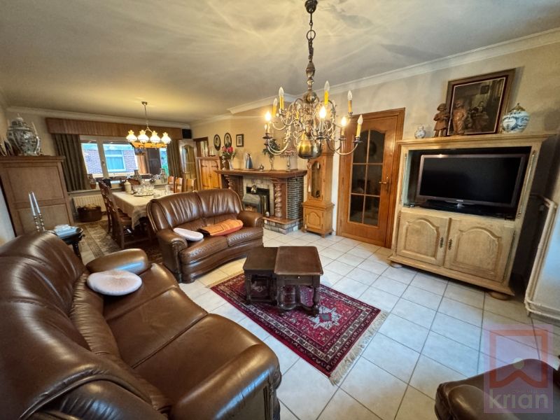 Ruime halfopen woning met garage, bijgebouw en grote tuin op 945m², Geel-Punt foto 3