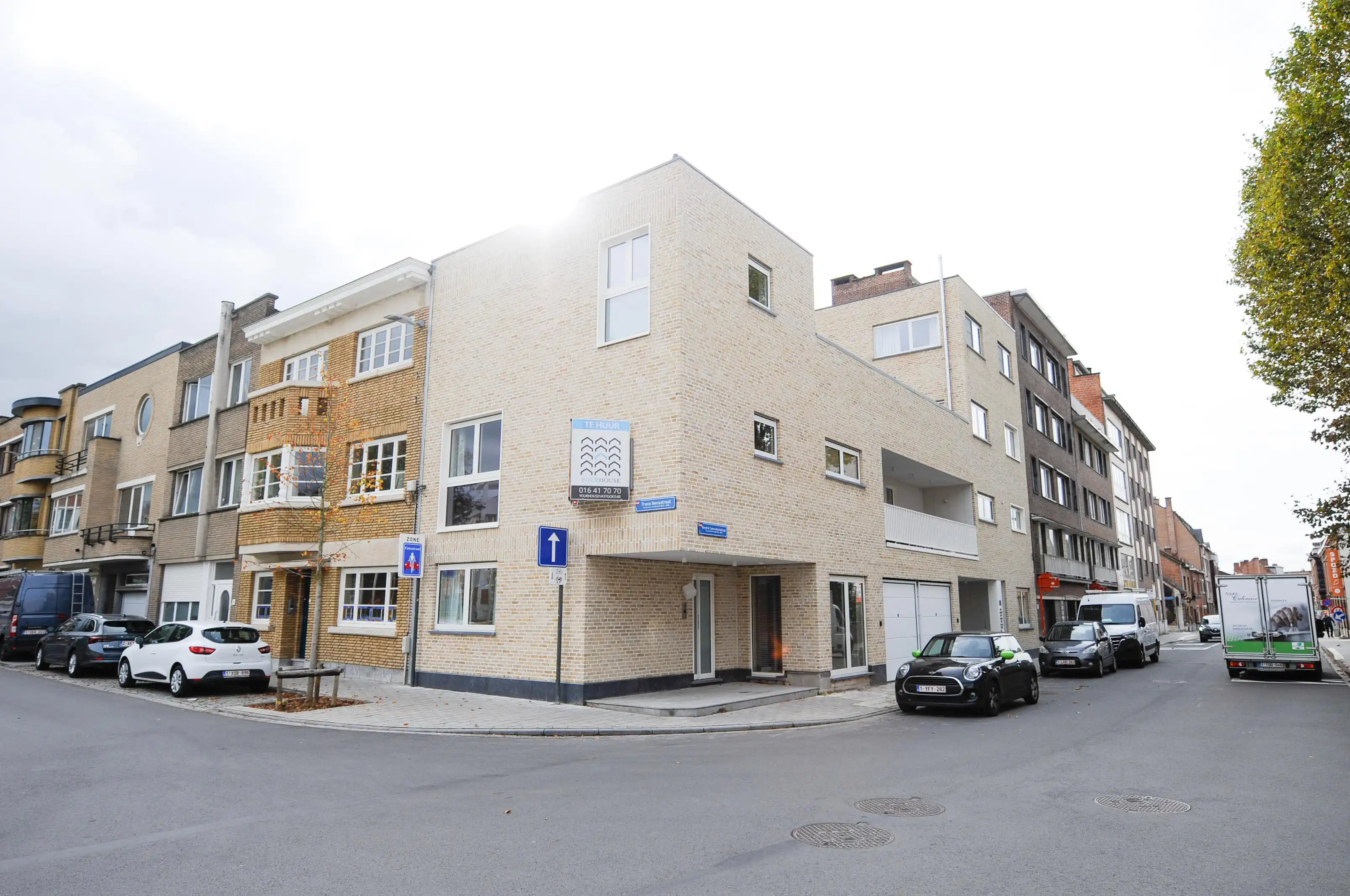 Ruime woning met groot terras foto 2