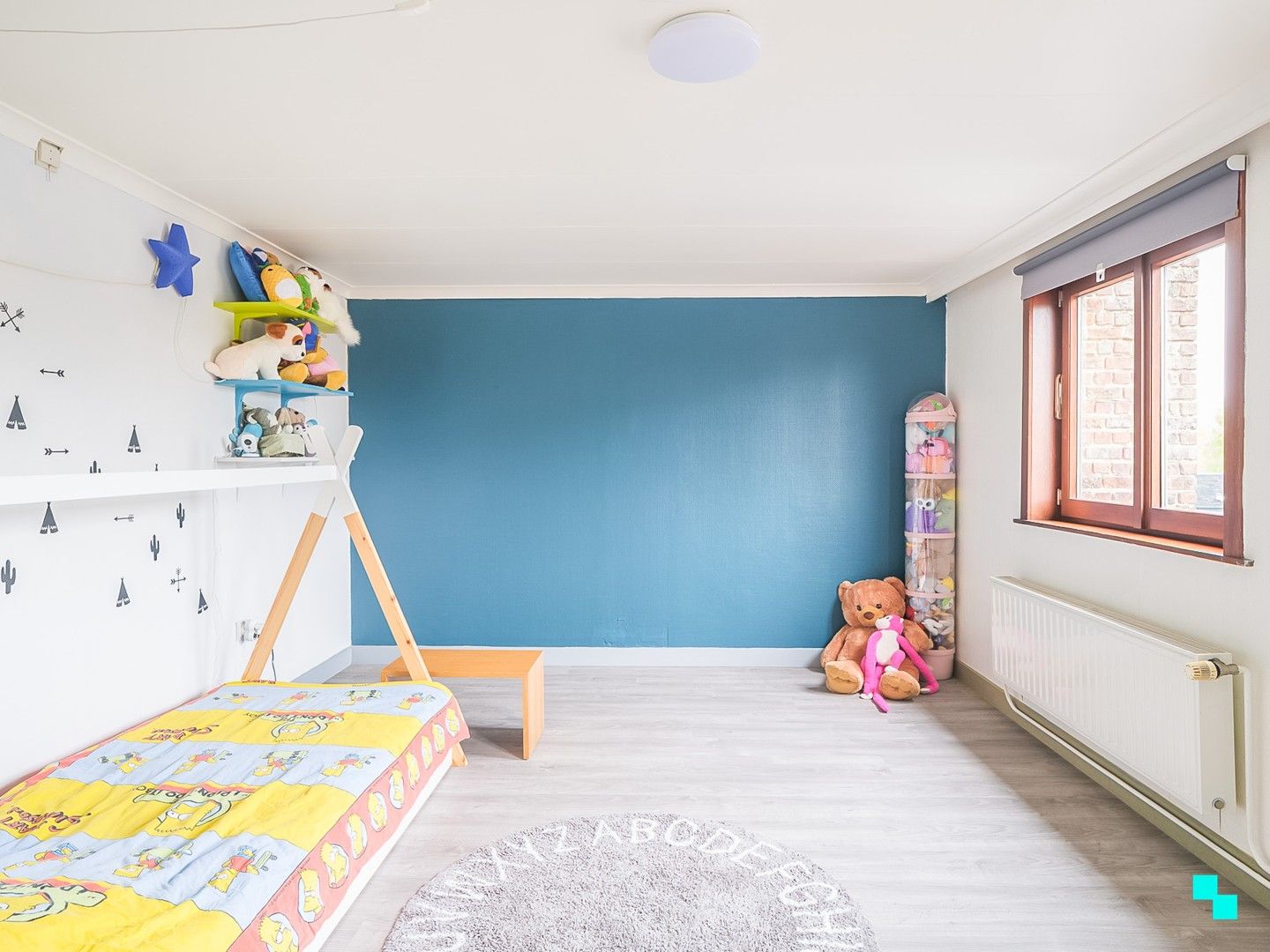 Charmante woning met vijf slaapkamers en inpandige garage te Merelbeke foto 17