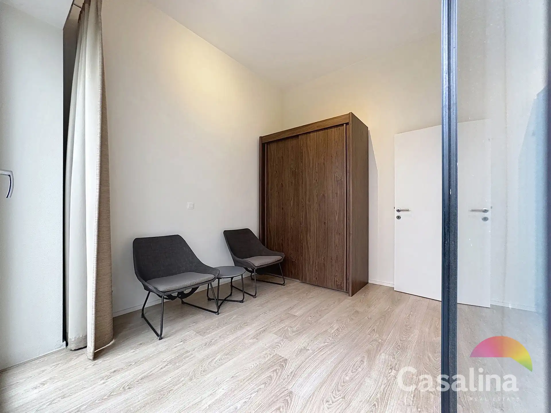 Appartement met 2 slaapkamers, terrassen, tuin + parking foto 16