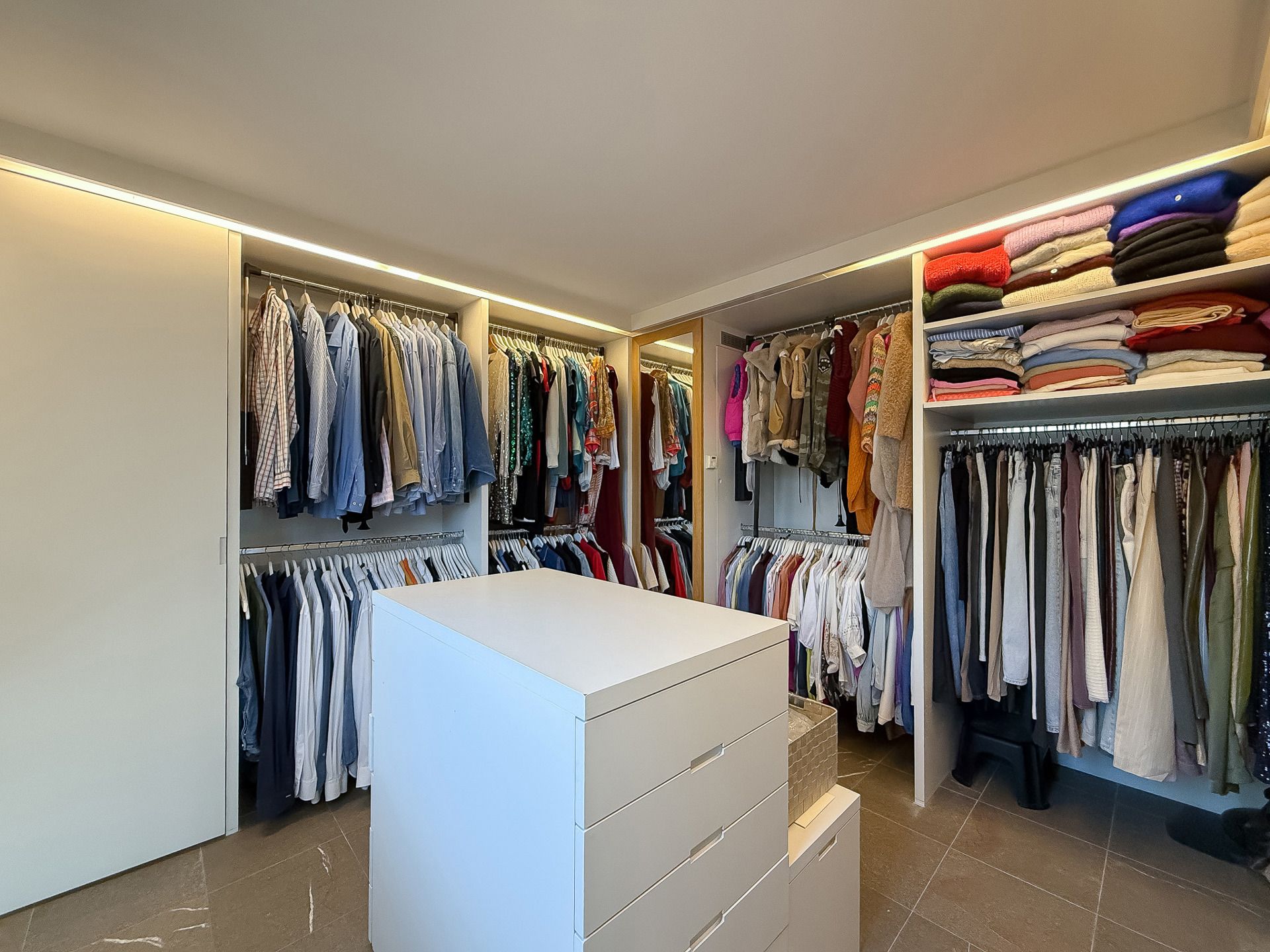 Exclusieve villa met zwembad, gelegen in een groene omgeving foto 26