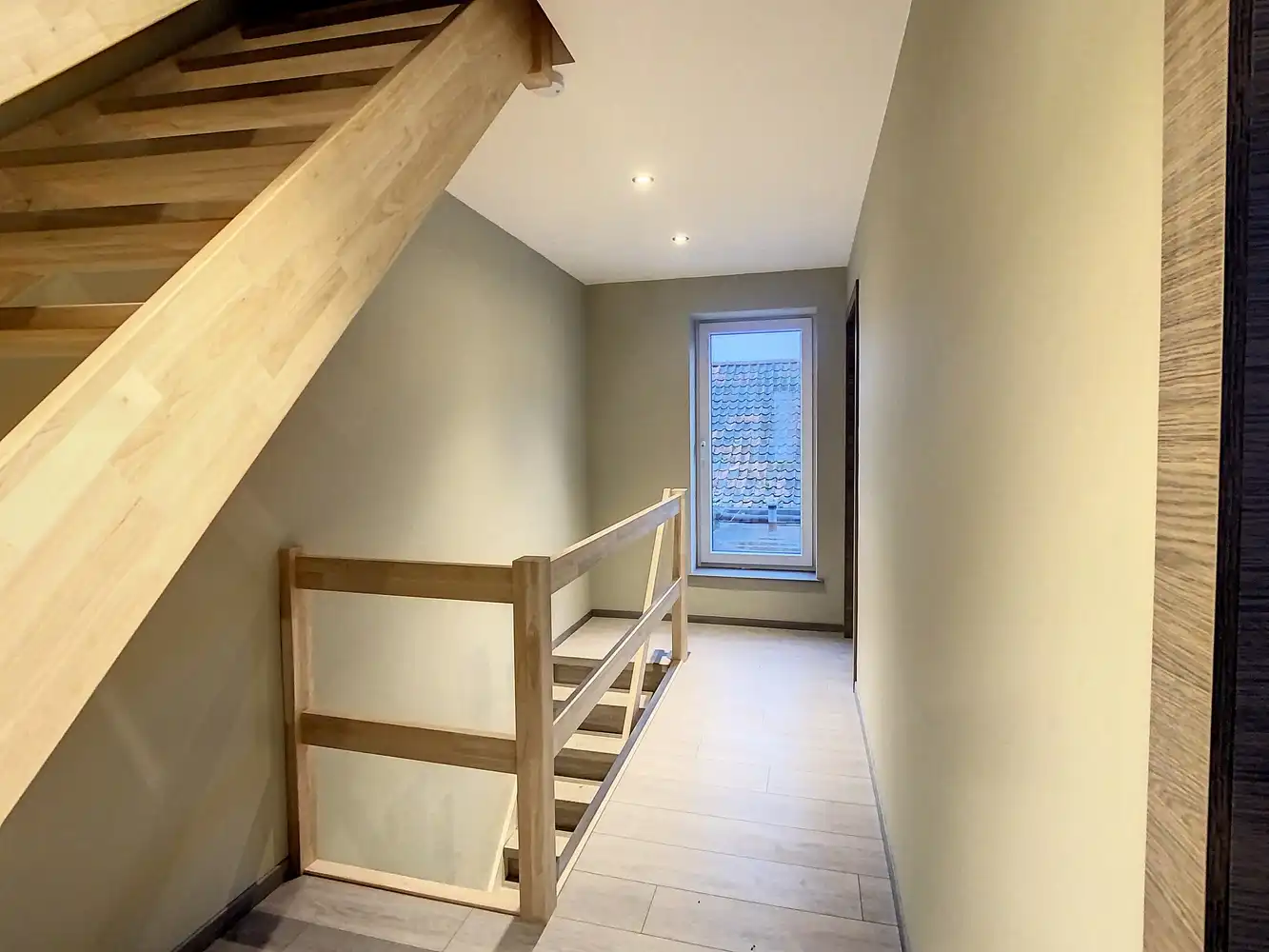 Recent gerenoveerde woning met 3 slpks foto 14