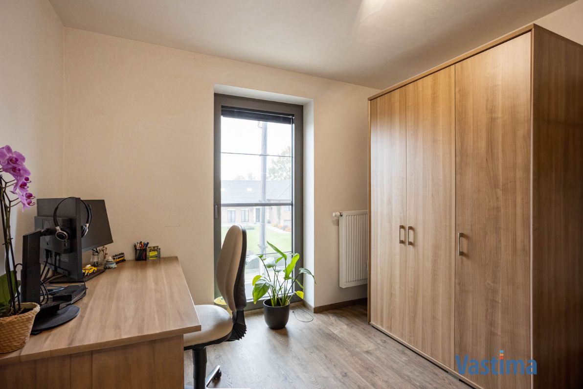 Recente gezinswoning met ruimte, comfort én een uitstekende ligging foto 19