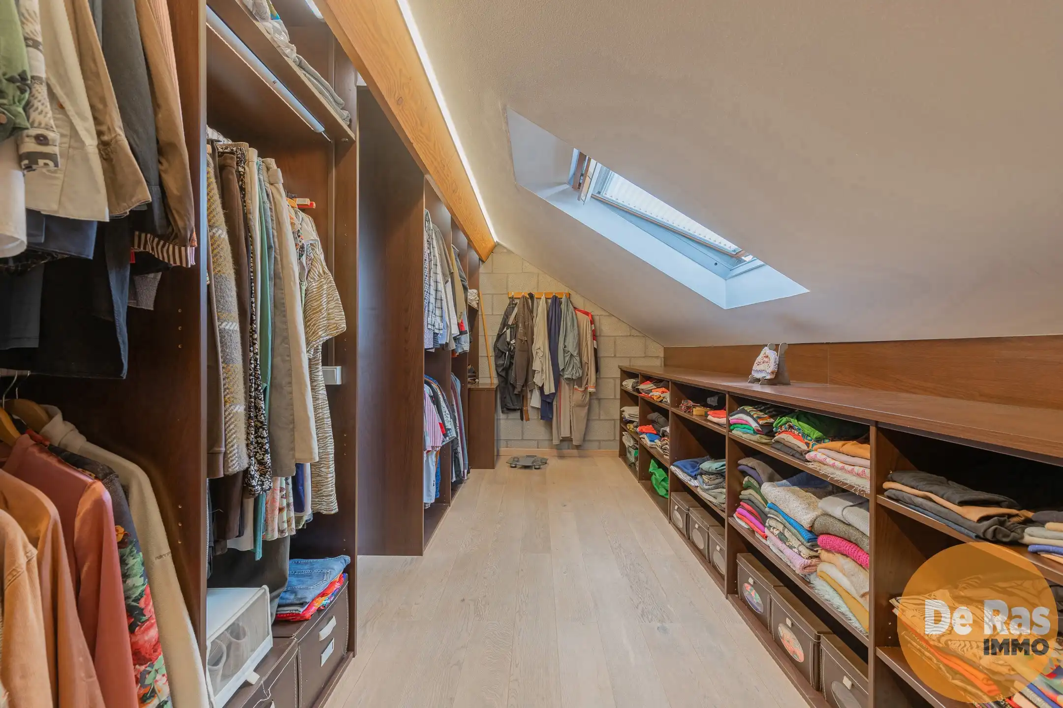 EREMBODEGEM- Ruime gezinswoning met tuin en weide  foto 21