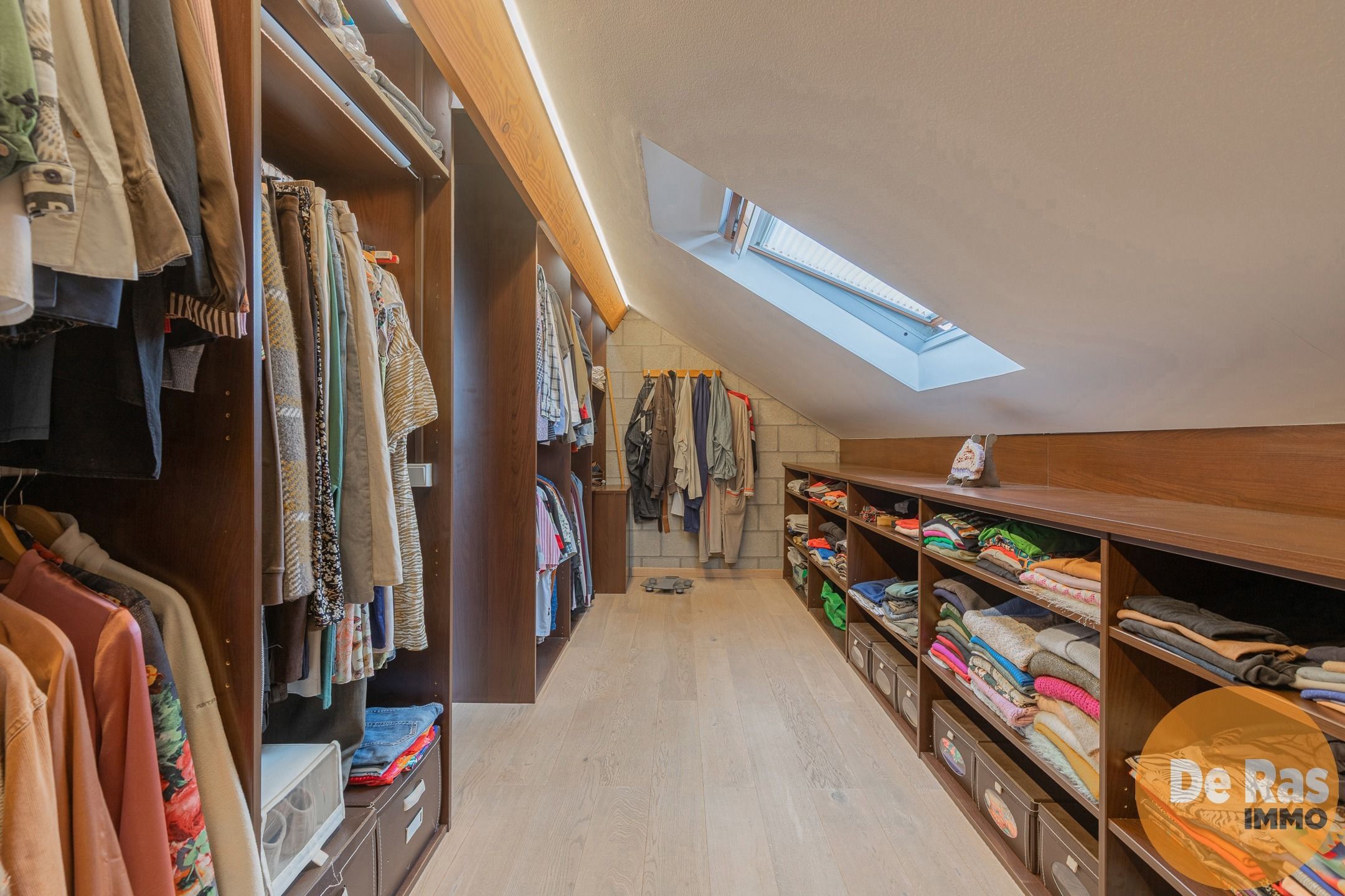 EREMBODEGEM- Ruime gezinswoning met tuin en weide  foto 21