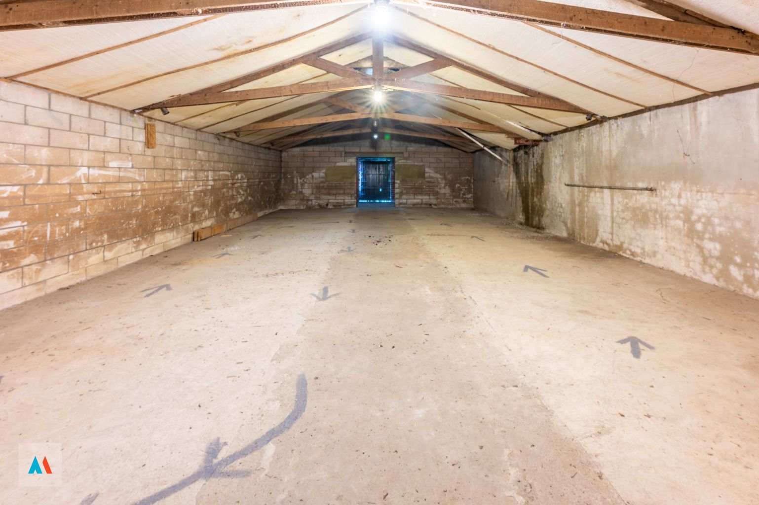 Vrijstaande woning met stal  foto 23