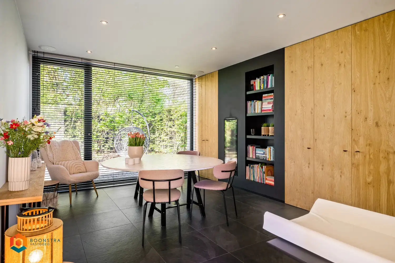 Energiezuinige villa met zwembad, wellness en praktijkruimte op een perceel van 998 m² te Putte foto 33
