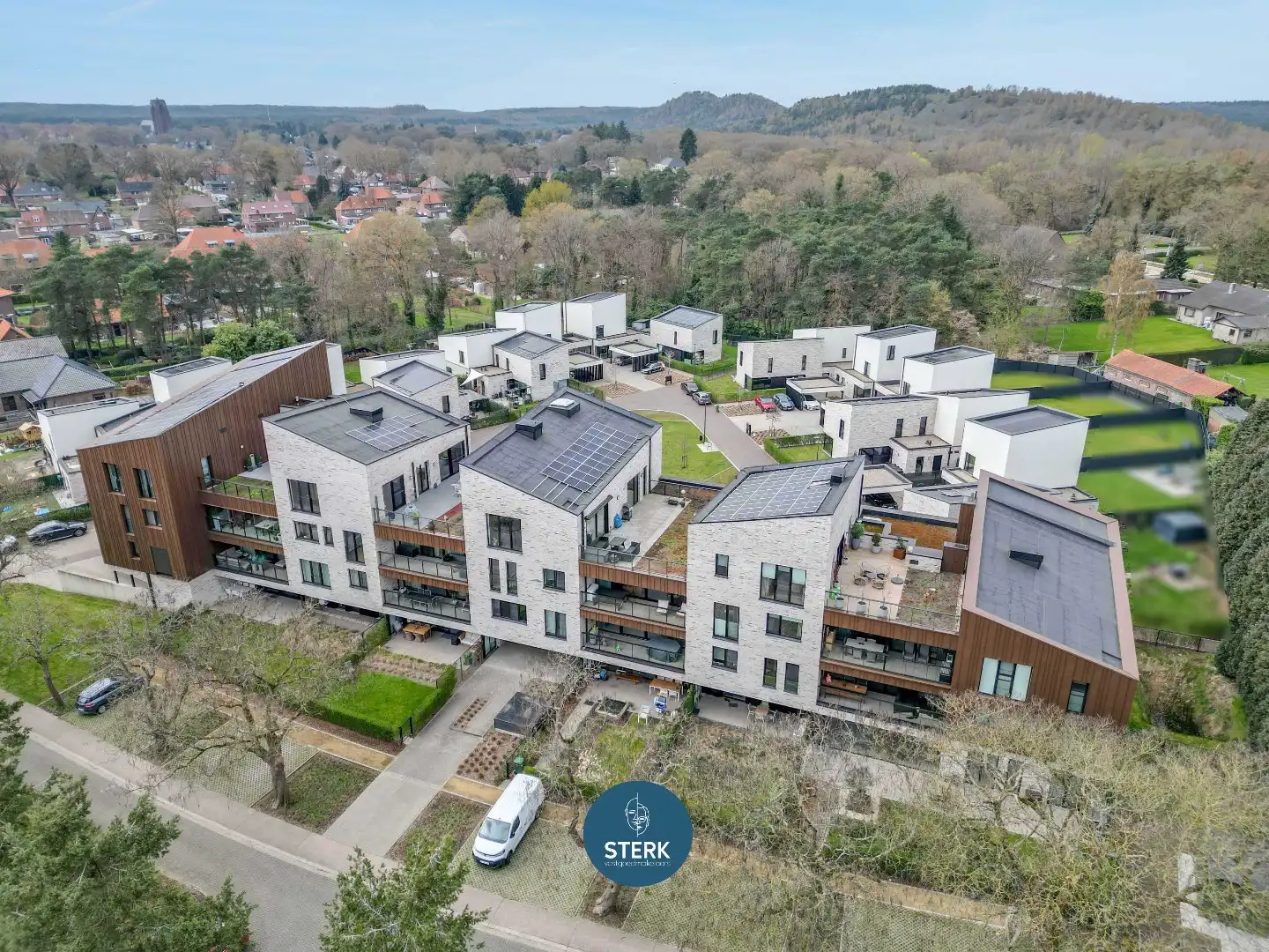 EXCLUSIEF PENTHOUSE OP EEN TOPLOCATIE TE EISDEN-MAASMECHELEN !  foto 34