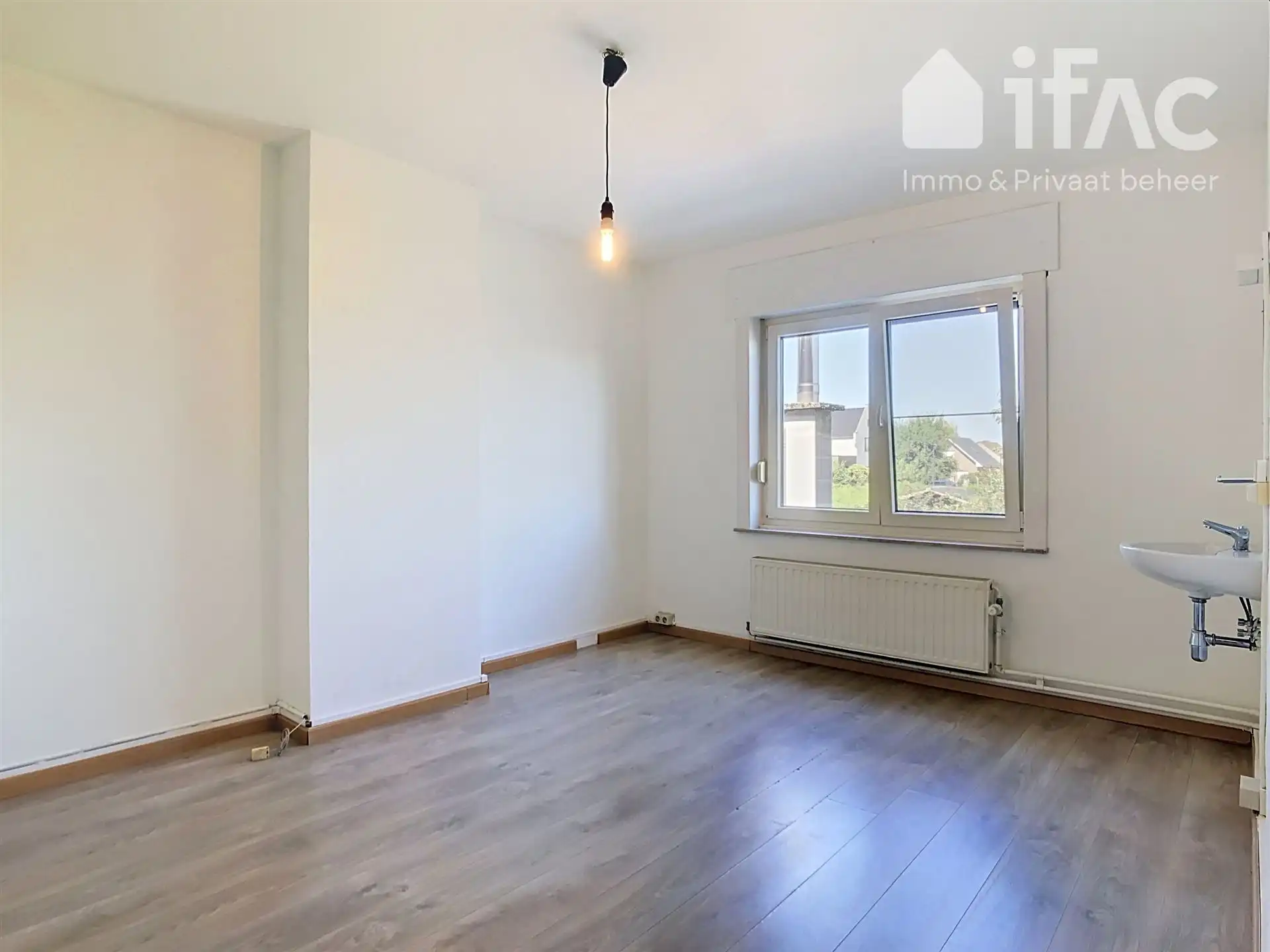 Huis met 6 slaapkamers en tuin foto 13
