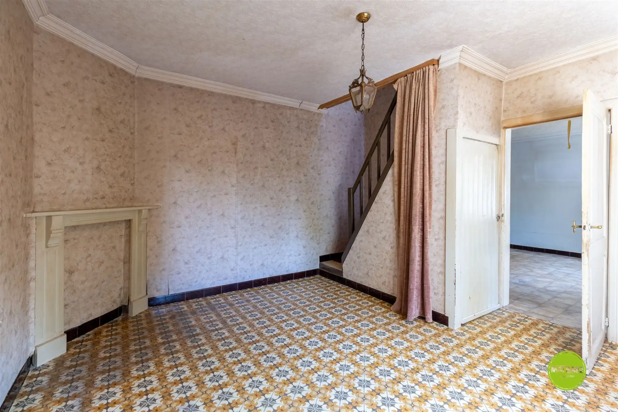 Compacte halfopen renovatiewoning met 2 slaapkamers en tuin foto 6