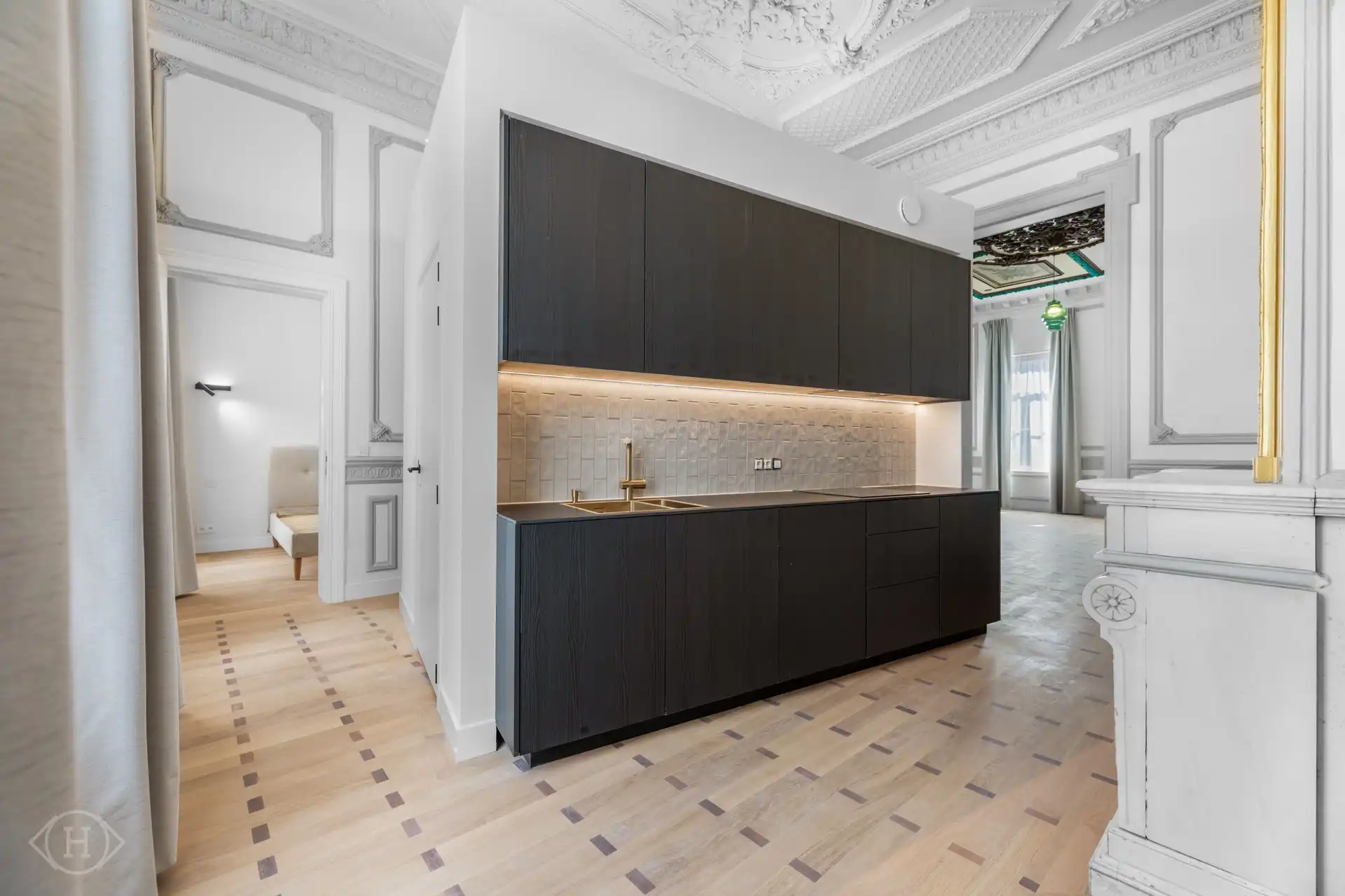 Stijlvol historisch appartement op de Bondgenotenlaan foto 14