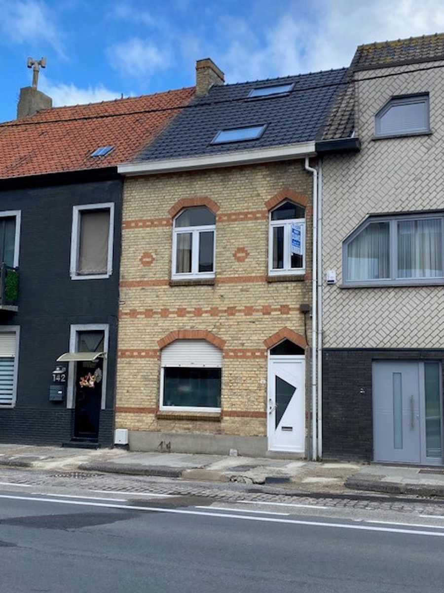 Te renoveren rijwoning. foto 1