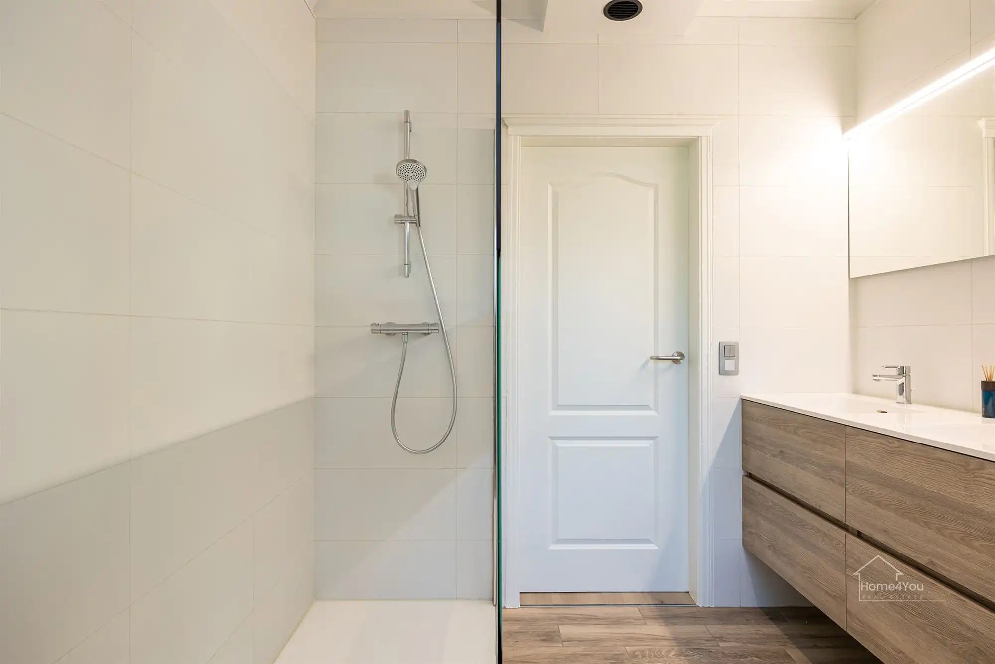 Mooie Laagbouwvilla Kontich foto 13