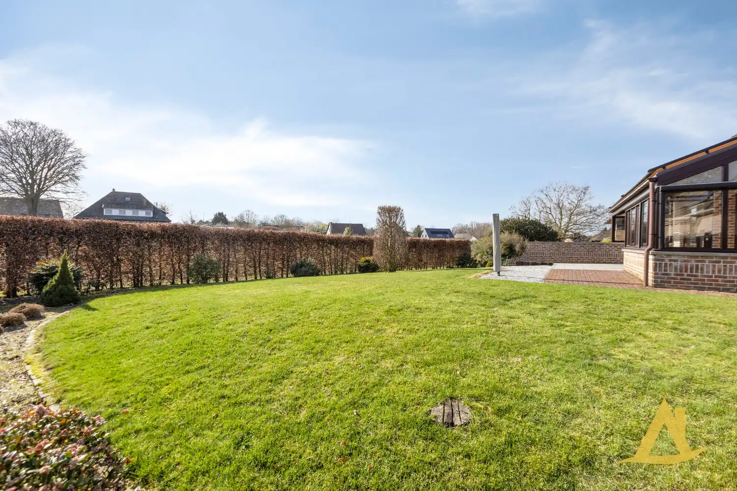 LANDELIJKE WONING IN EEN RUSTIG STRAATJE TE BEKKEVOORT! foto 16