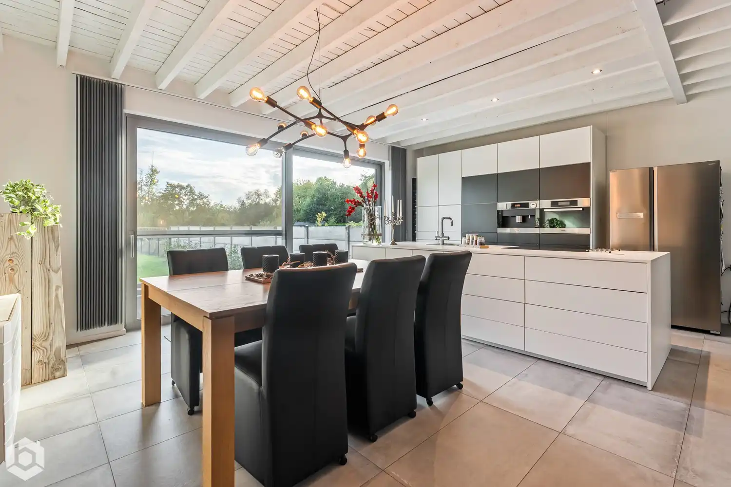 Volledige gerenoveerde woning met 3/4 slpkrs en mooie tuin te Walem/Mechelen foto 11