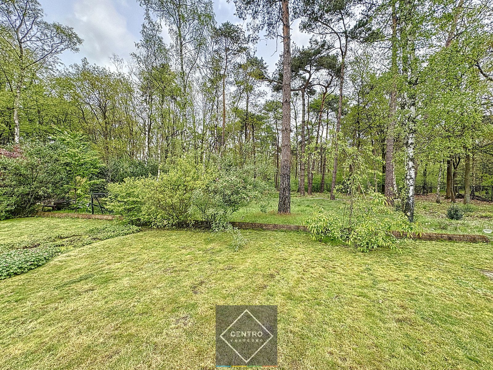 Residentieel gelegen villa op 3.742m2 te Brasschaat! foto 42