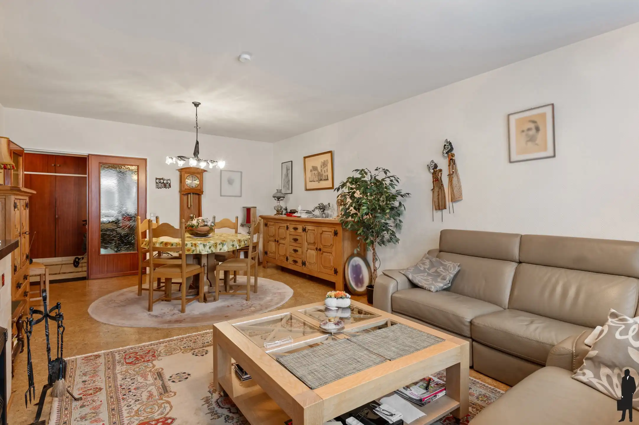 Lichtrijk appartement op centrale locatie foto 3