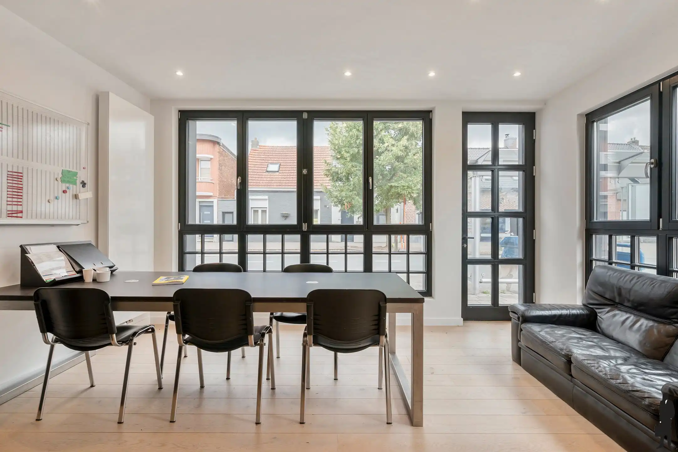 Kantoor/atelier/praktijk foto 4