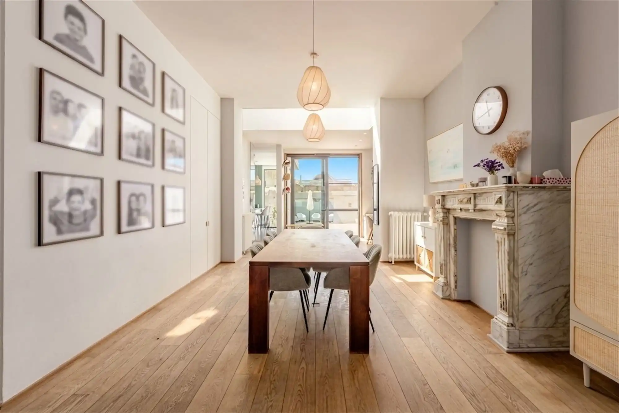 Statige herenwoning met karakter, ruimte en moderne luxe op toplocatie in Oostende foto 7