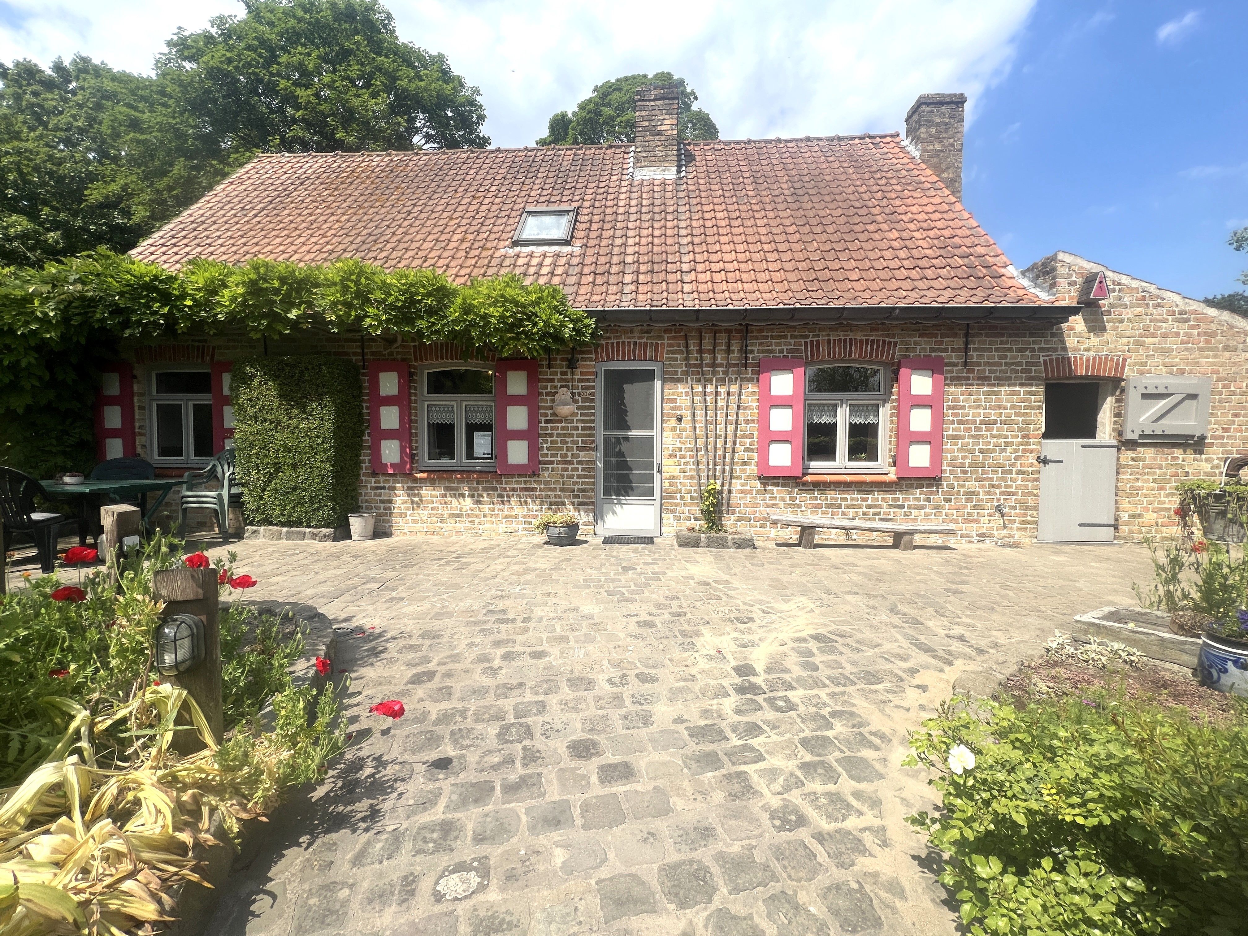 Alleenstaande woning op 930m² in oase van rust! foto 30