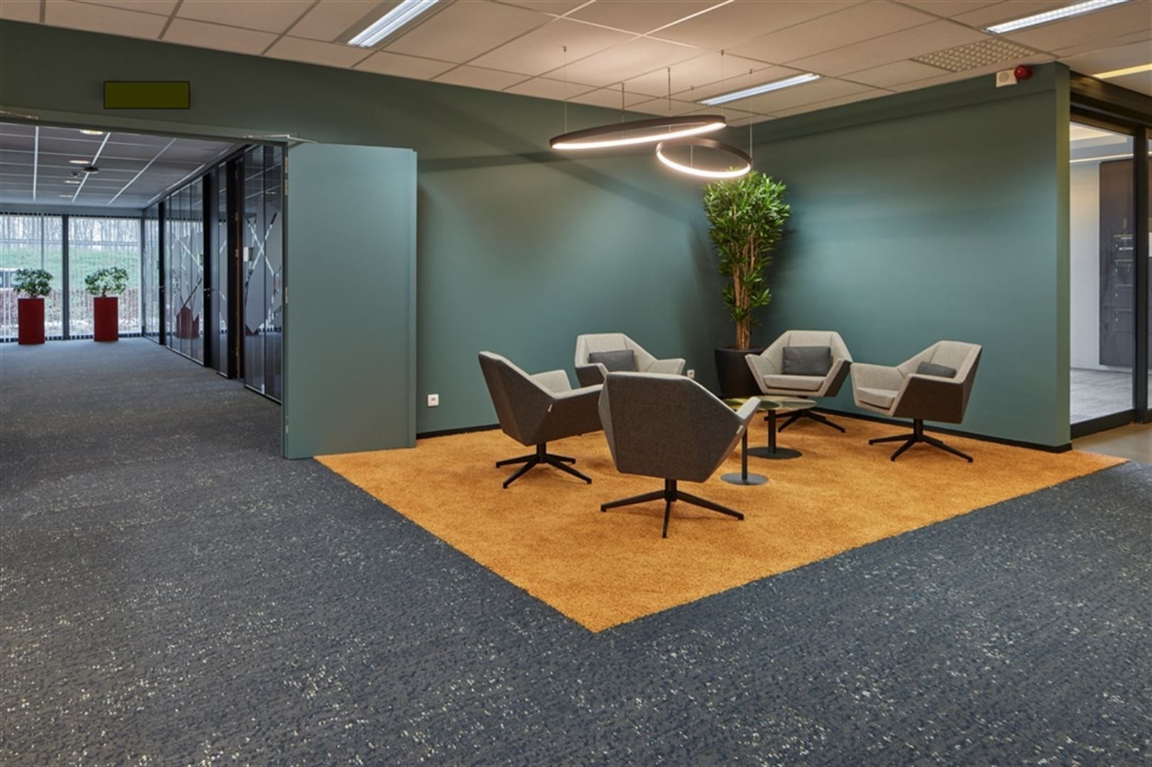 Kantoren te huur in Stephenson Plaza vanaf 446m² tot 2695m² beschikbaar foto 2