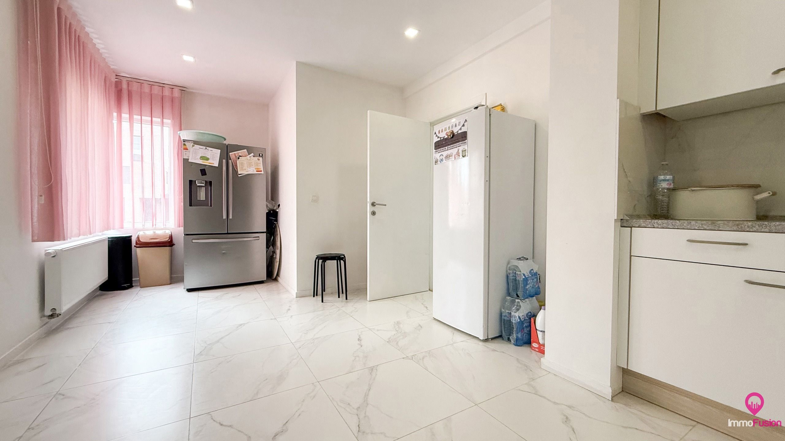 Instapklare woning met 4 slaapkamers – gerenoveerd in 2023! foto 13