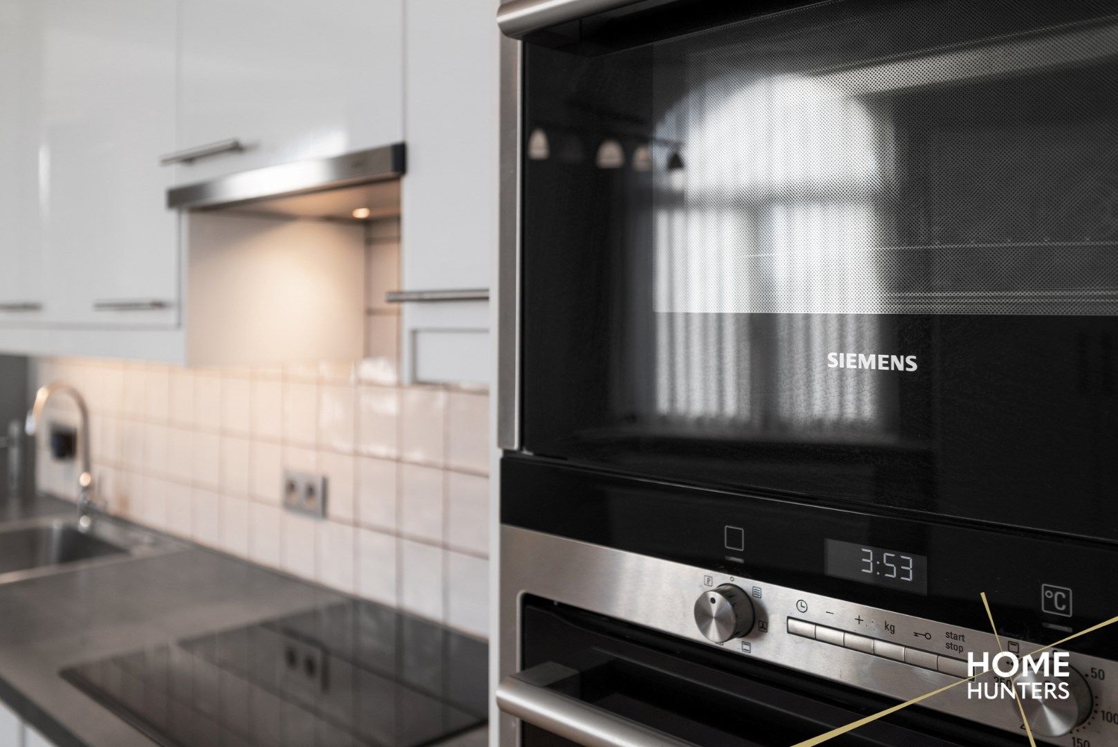 Gezellig duplexappartement met 3 slaapkamers en een zonnig terras te Ieper foto 6