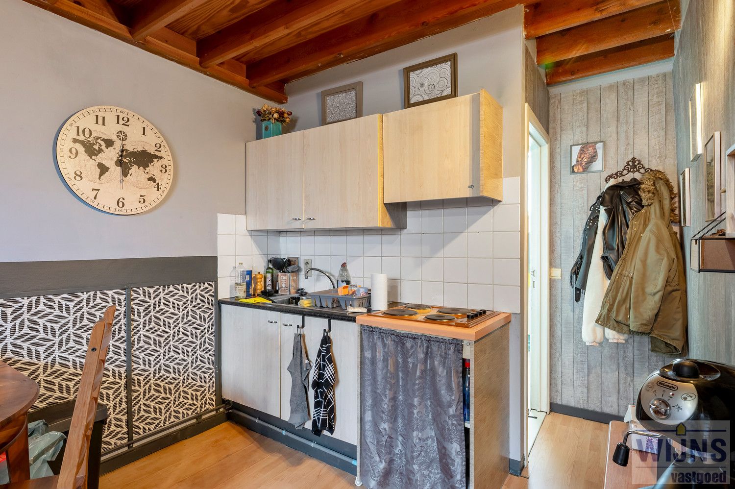 Opbrengstgebouw met 3 eenheden. foto 30