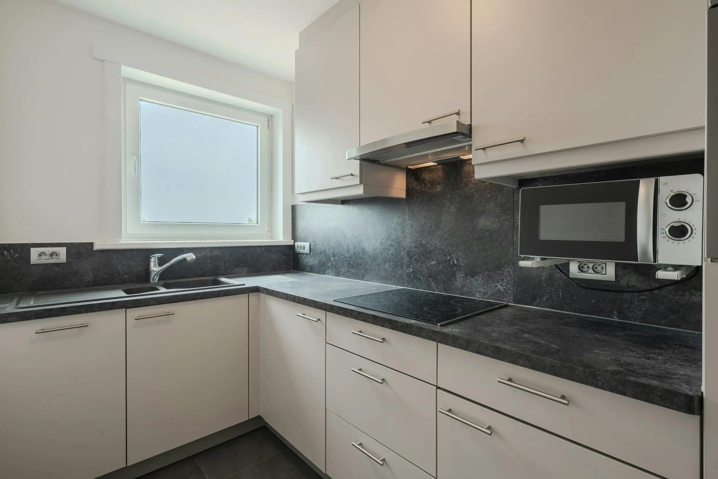 Zonnig hoekappartement met 2 slaapkamer en open uitzicht! foto 17