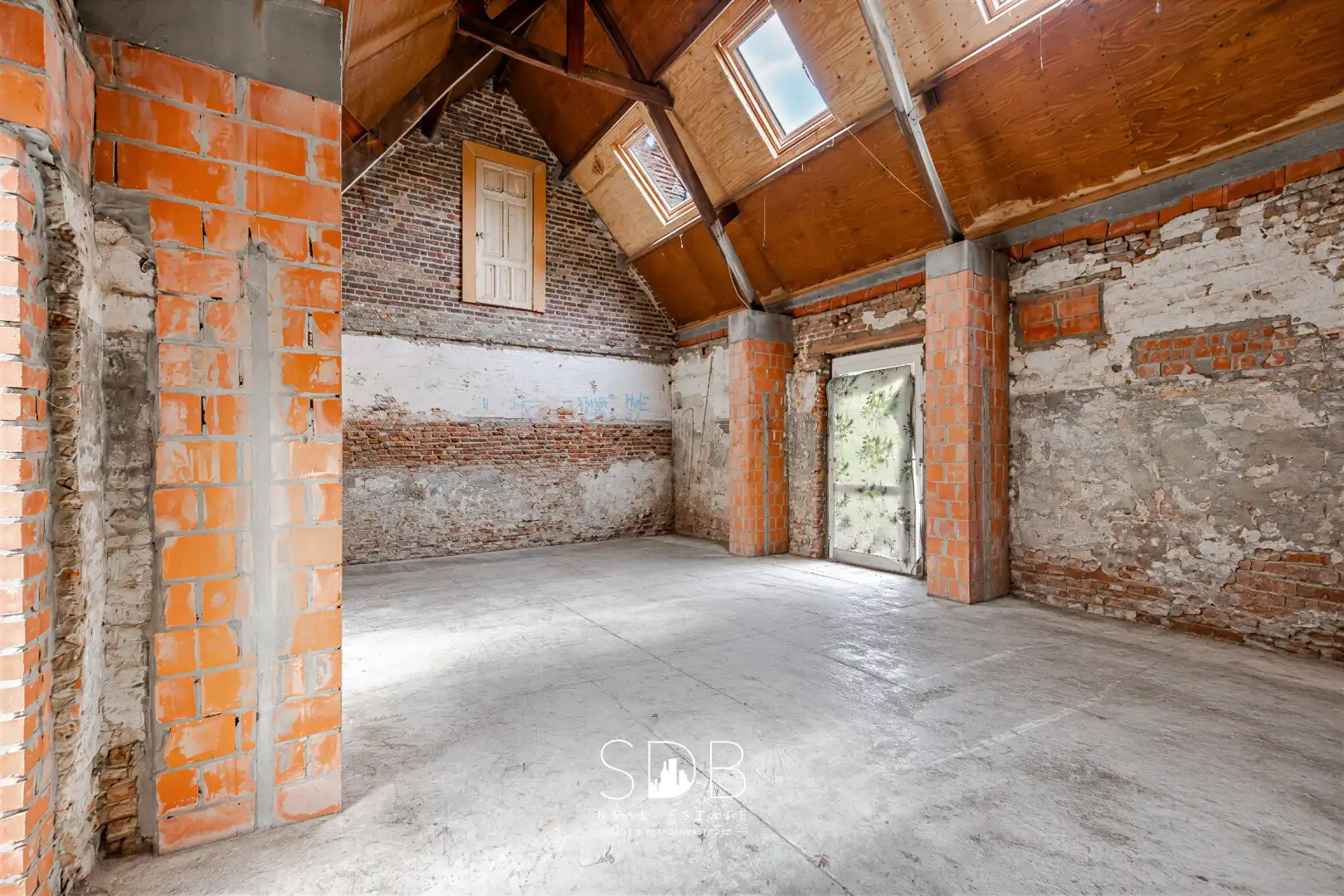 Authentieke hoeve met achterliggend groen op 5.192m² foto 18