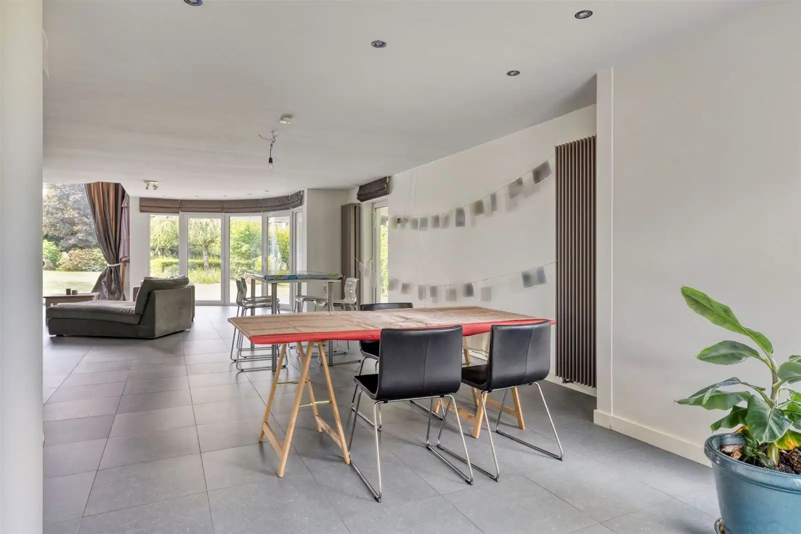 Ruime villa te huur op rustige locatie foto 5