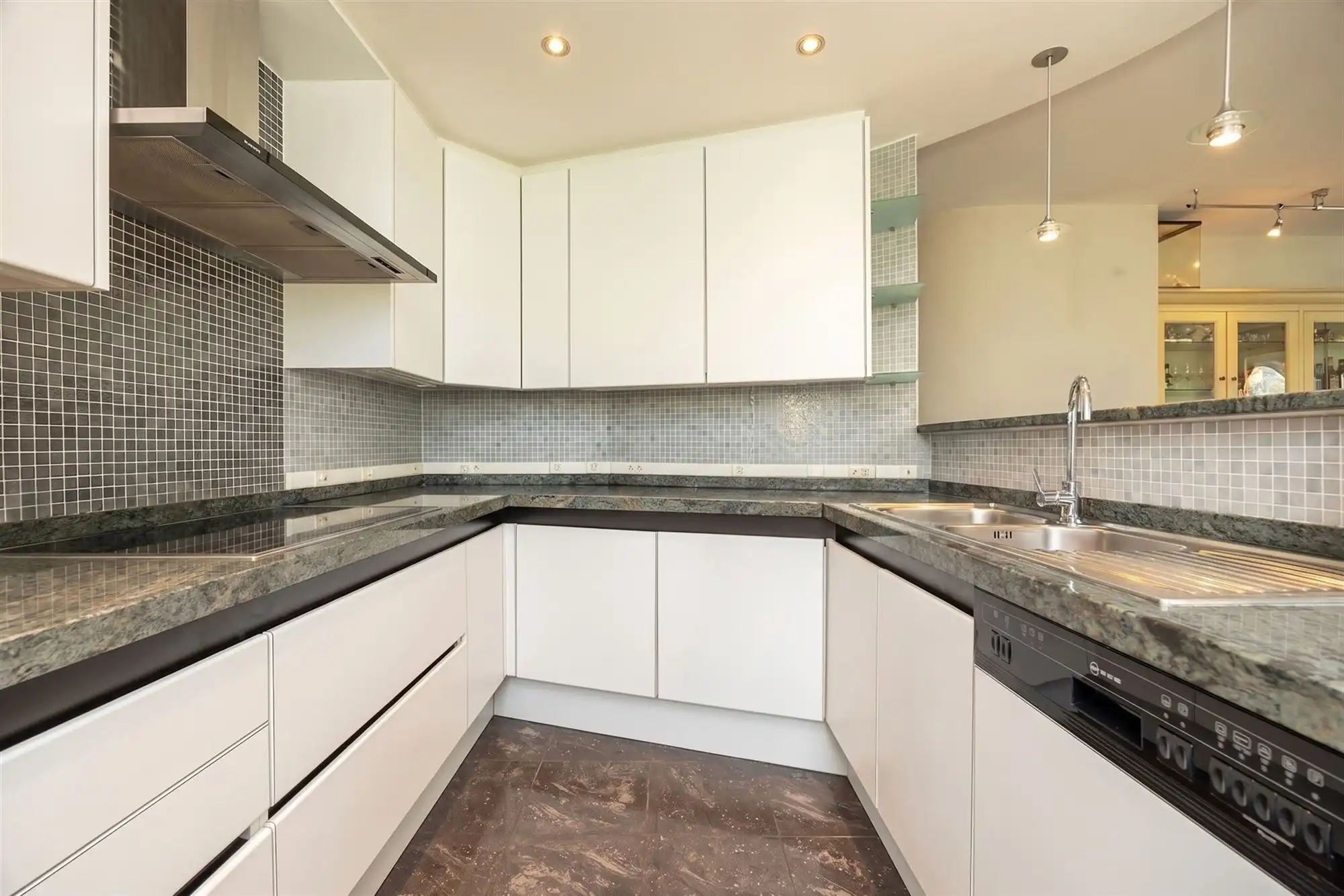 Unieke penthouse met 3 slpkmrs. en riant terras foto 6