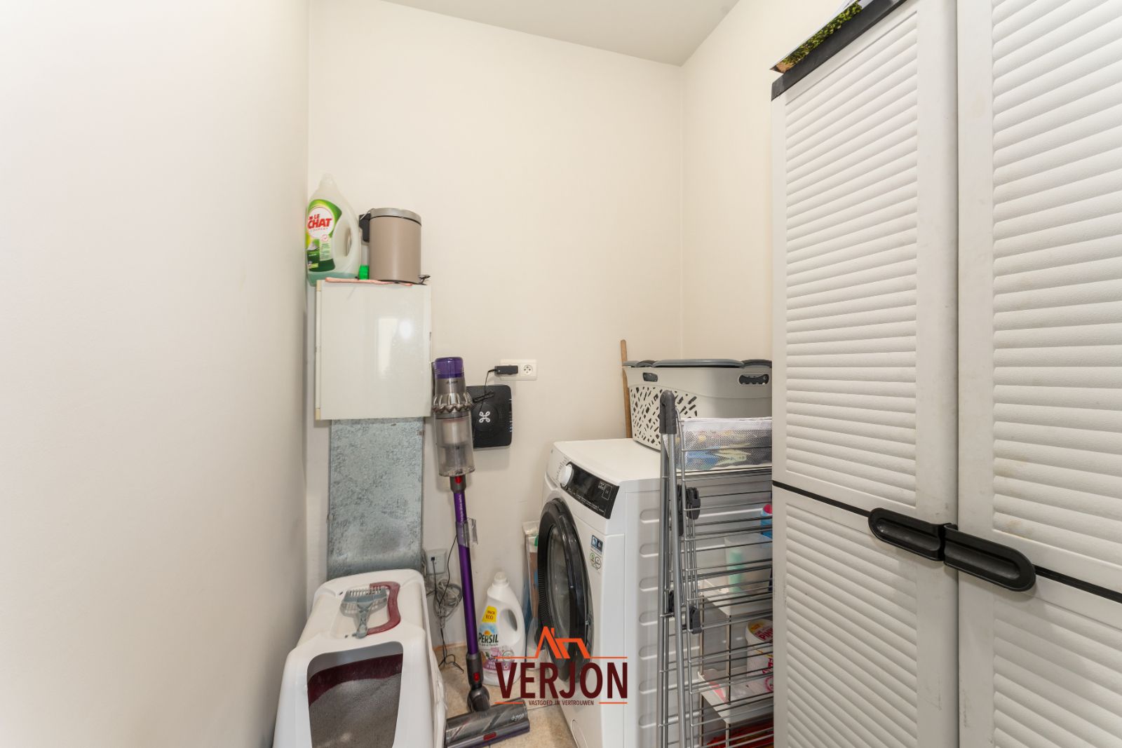 Ruim en gezellig appartement in het centrum van Ardooie! foto 9