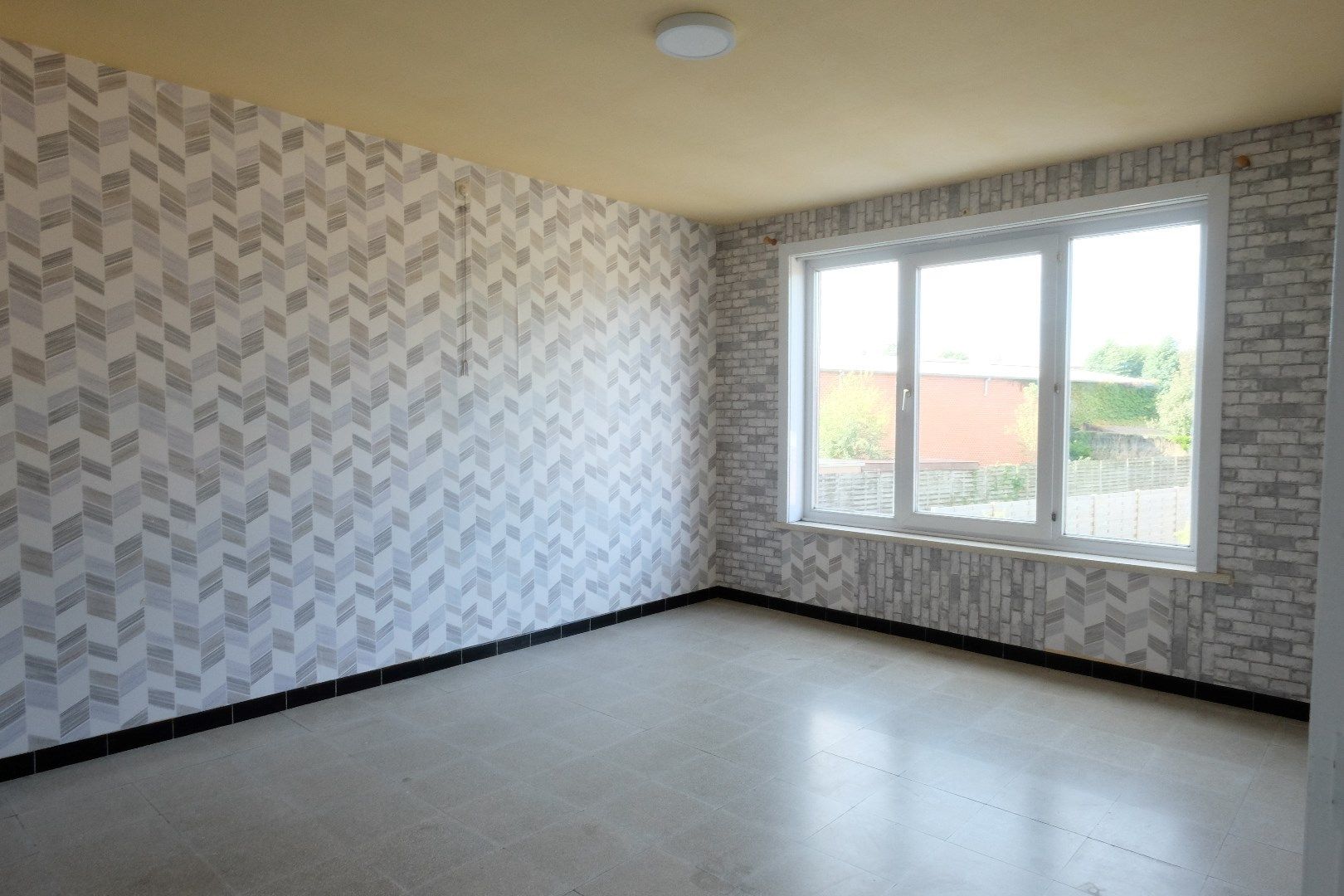 Rijwoning met garage foto 11