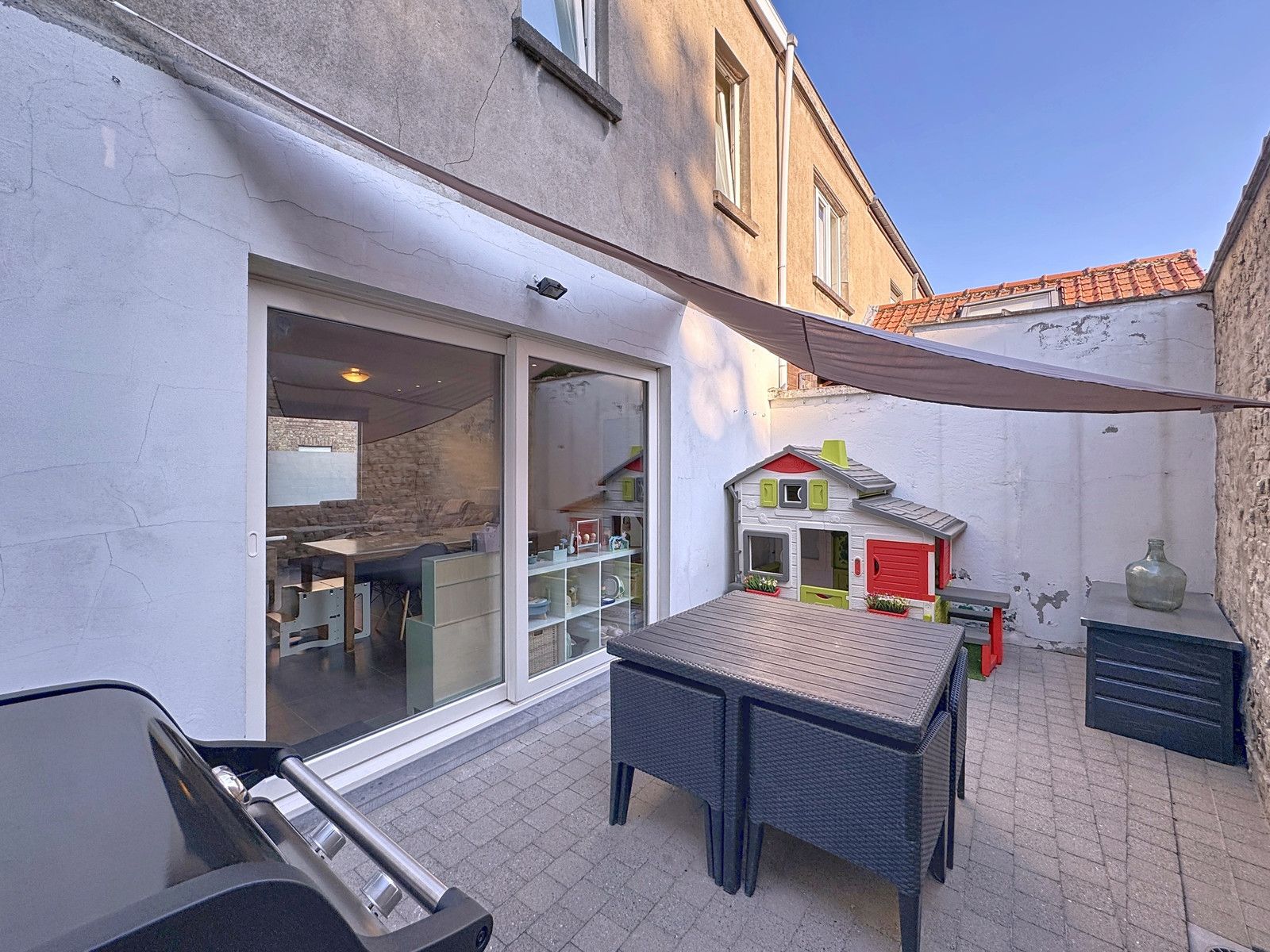 Instapklare stadswoning met 3 ruime slpk en zonnig terras! foto 15