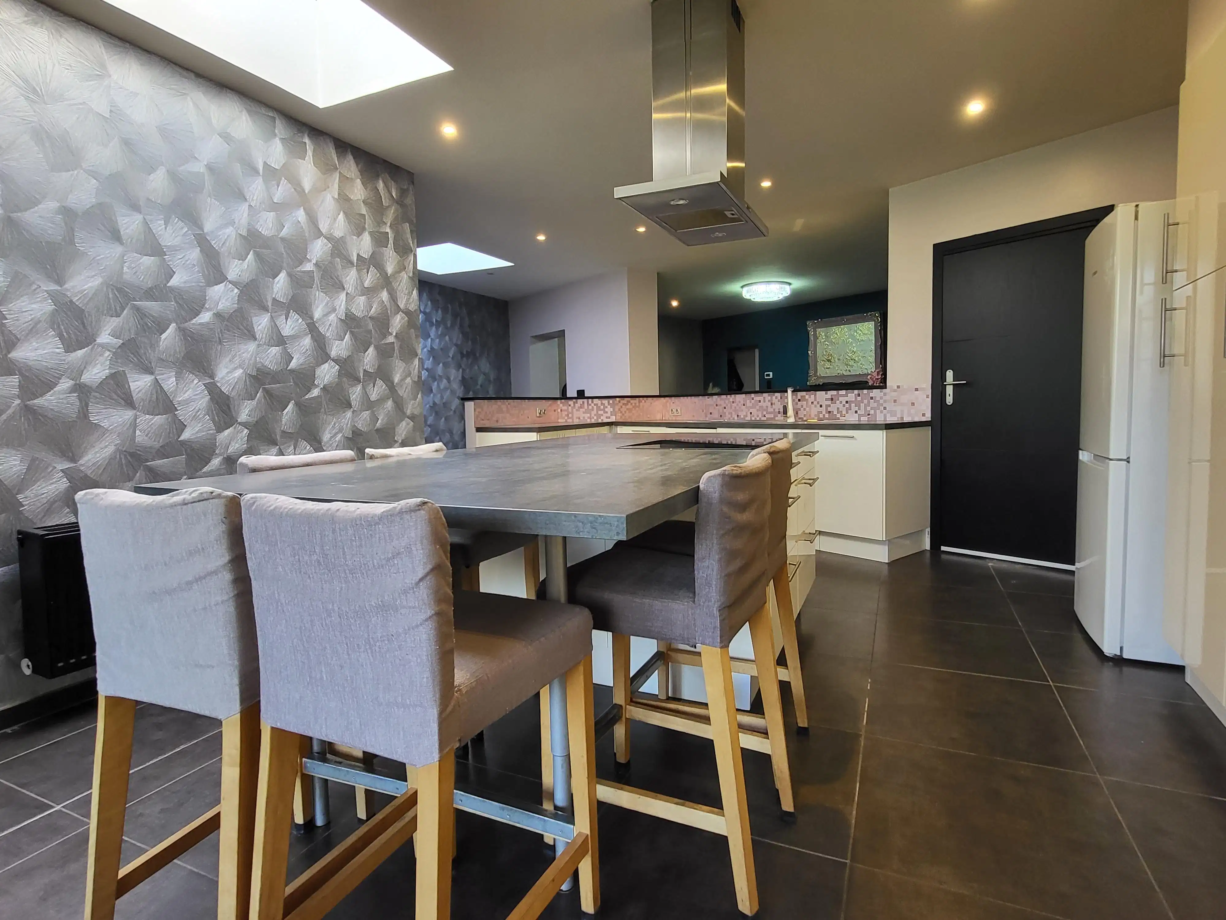 Ruime en karaktervolle gezinswoning op een perceel van 480 m² met zuidoostgerichte tuin, gelegen aan de centrumrand van Brakel.  foto 10