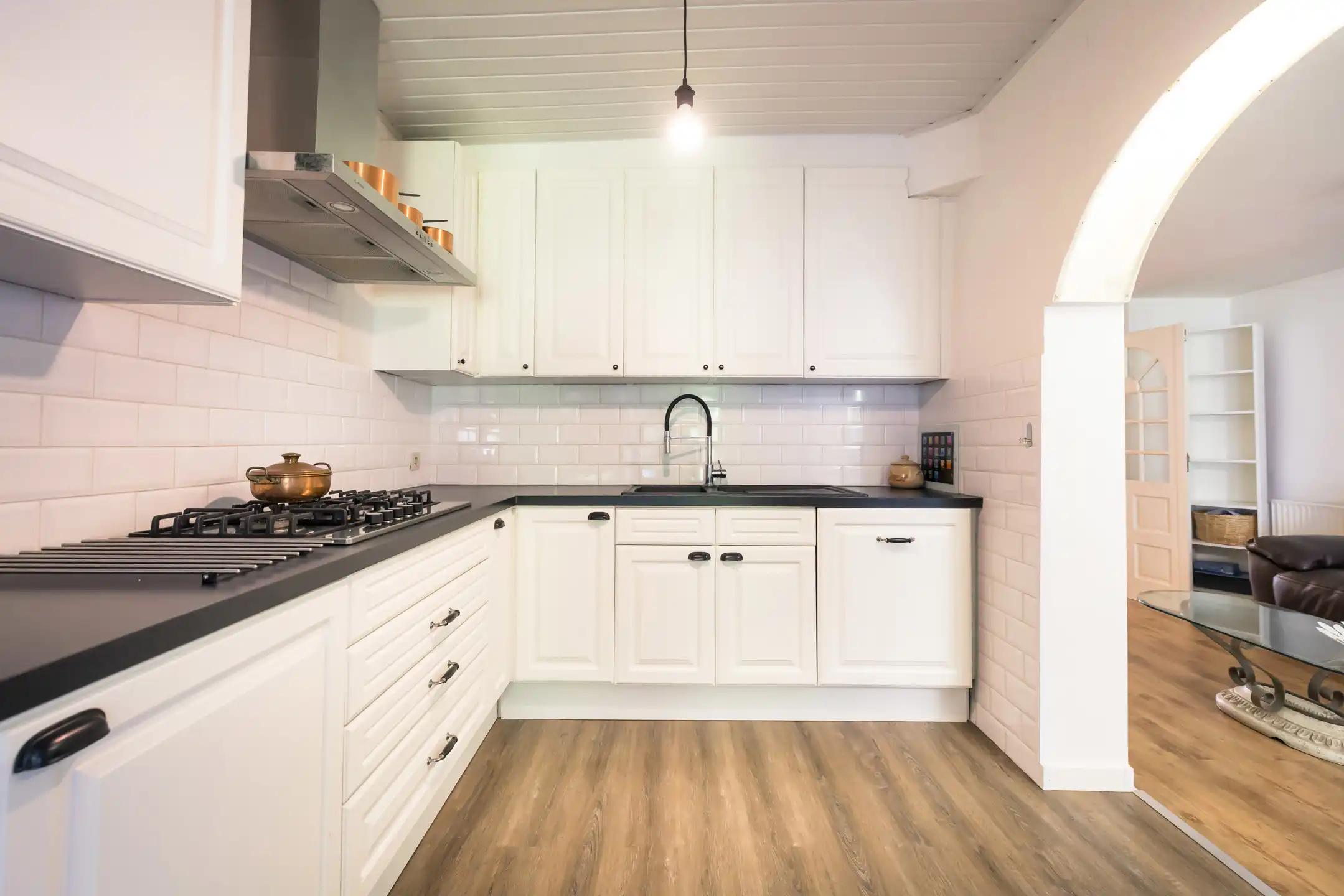 APPARTEMENTENGEBOUW MET 4 ERKENDE WOONEENHEDEN   foto 10