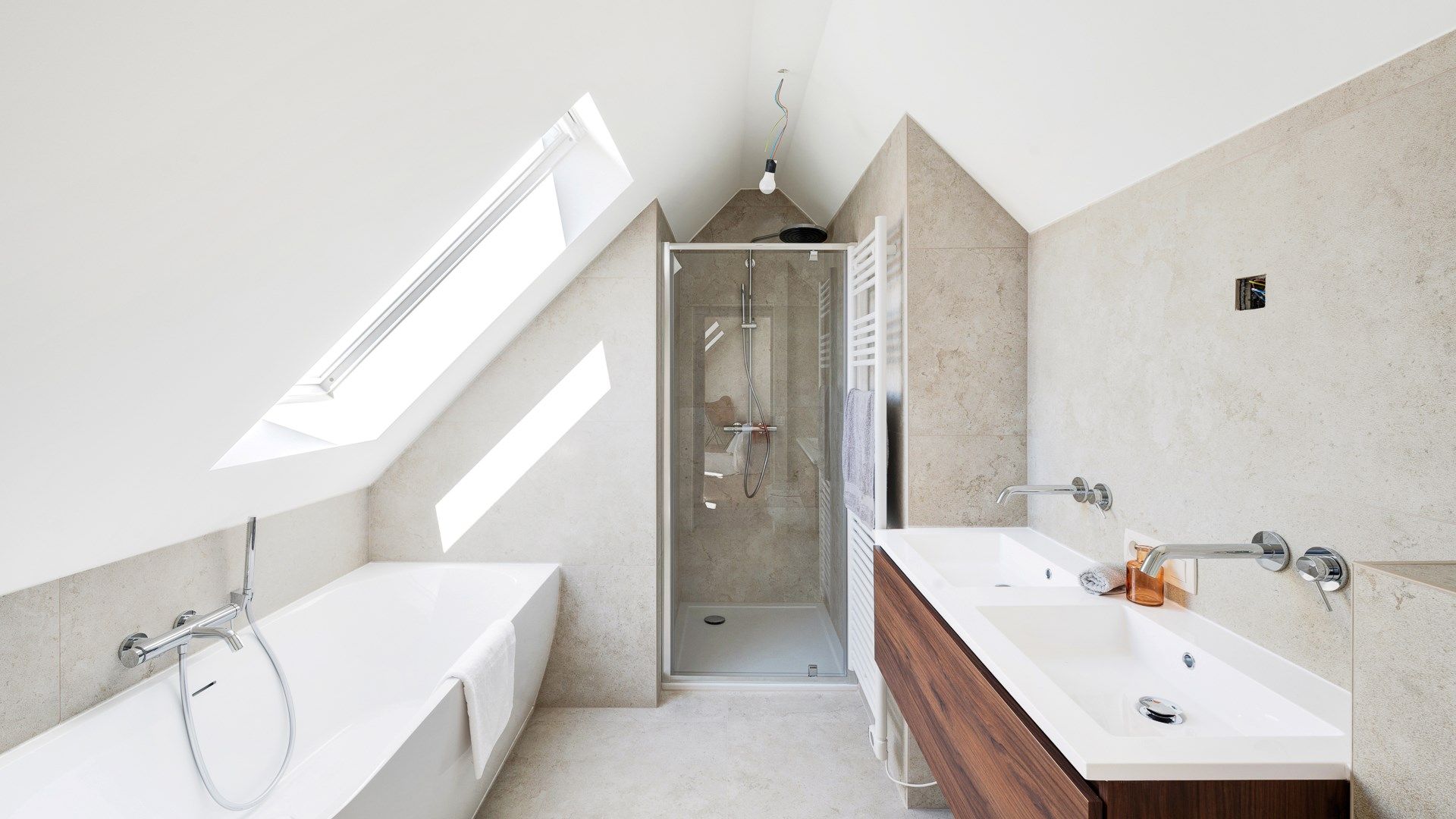 Residentie Edward: Nieuw duplex-appartement (3 slaapkamers) van 128 m² te Knokke-Centrum foto 16
