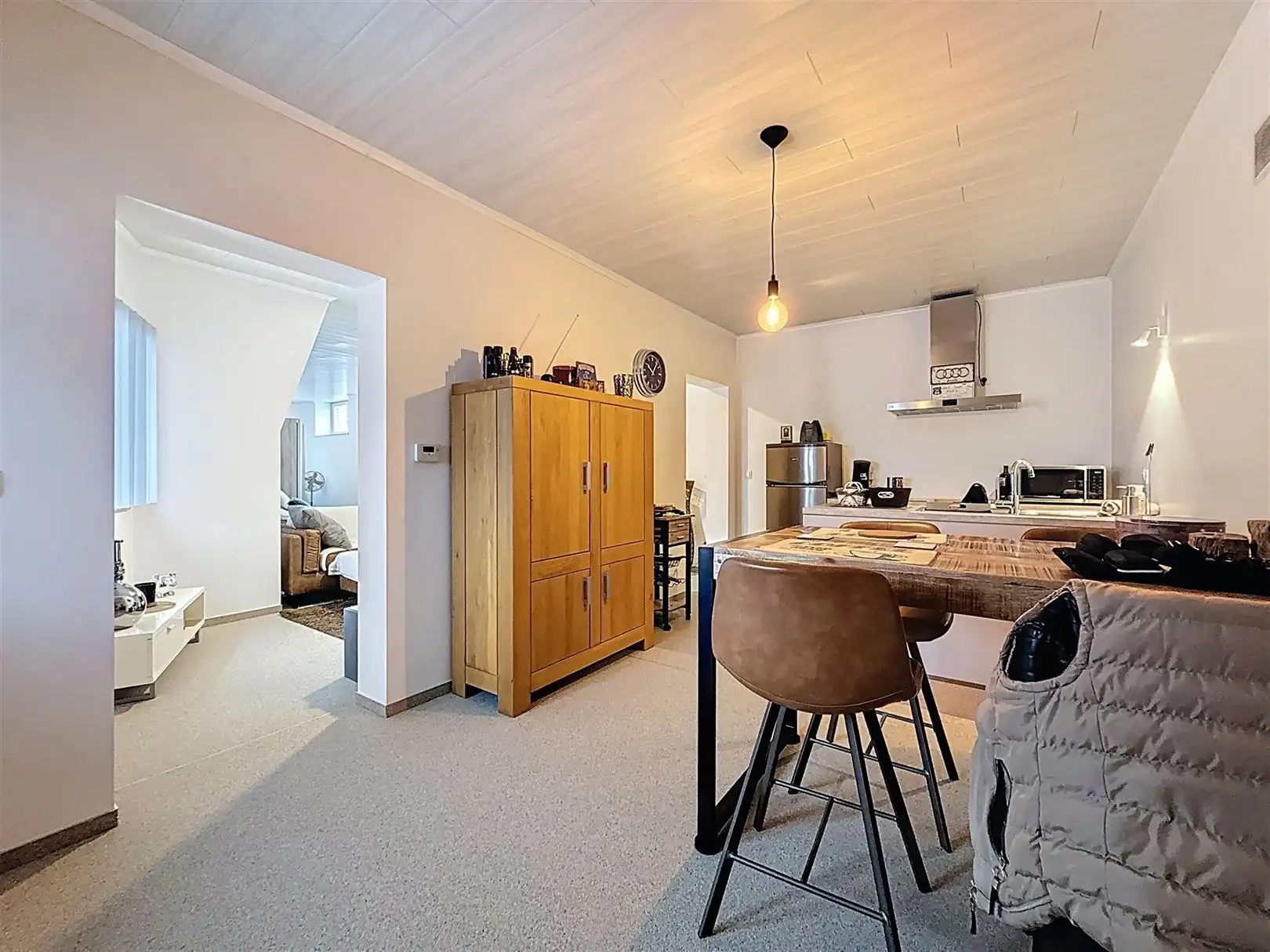 Ruime woning met 4 slpks en verhuurde studio + tuin foto 59